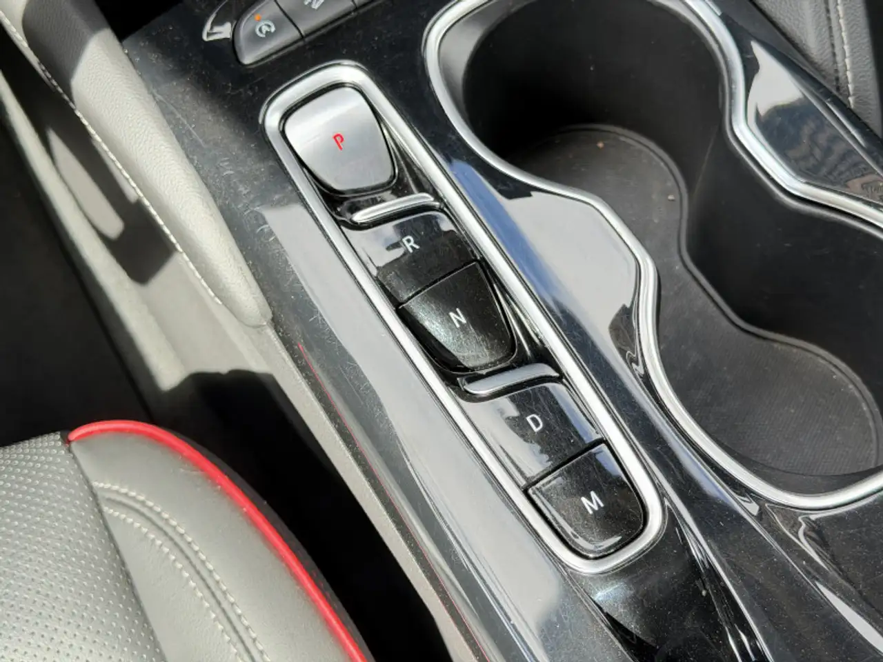 Buick Envision снимка Buick Envision