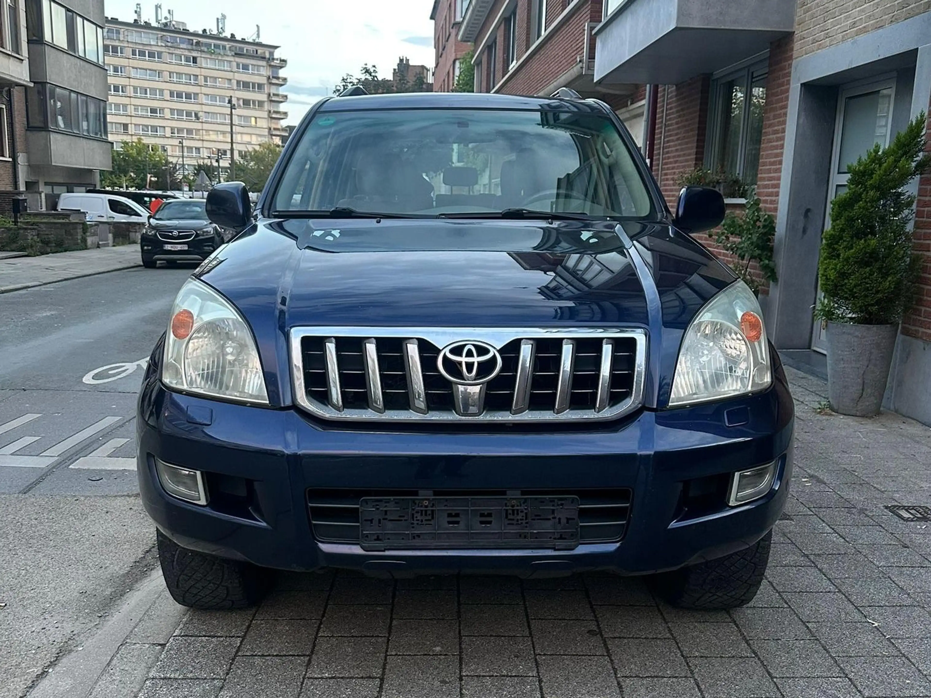 Toyota Land Cruiser 3.0 Turbo D-4D VIP 7 Seats Full Manual 0485905657