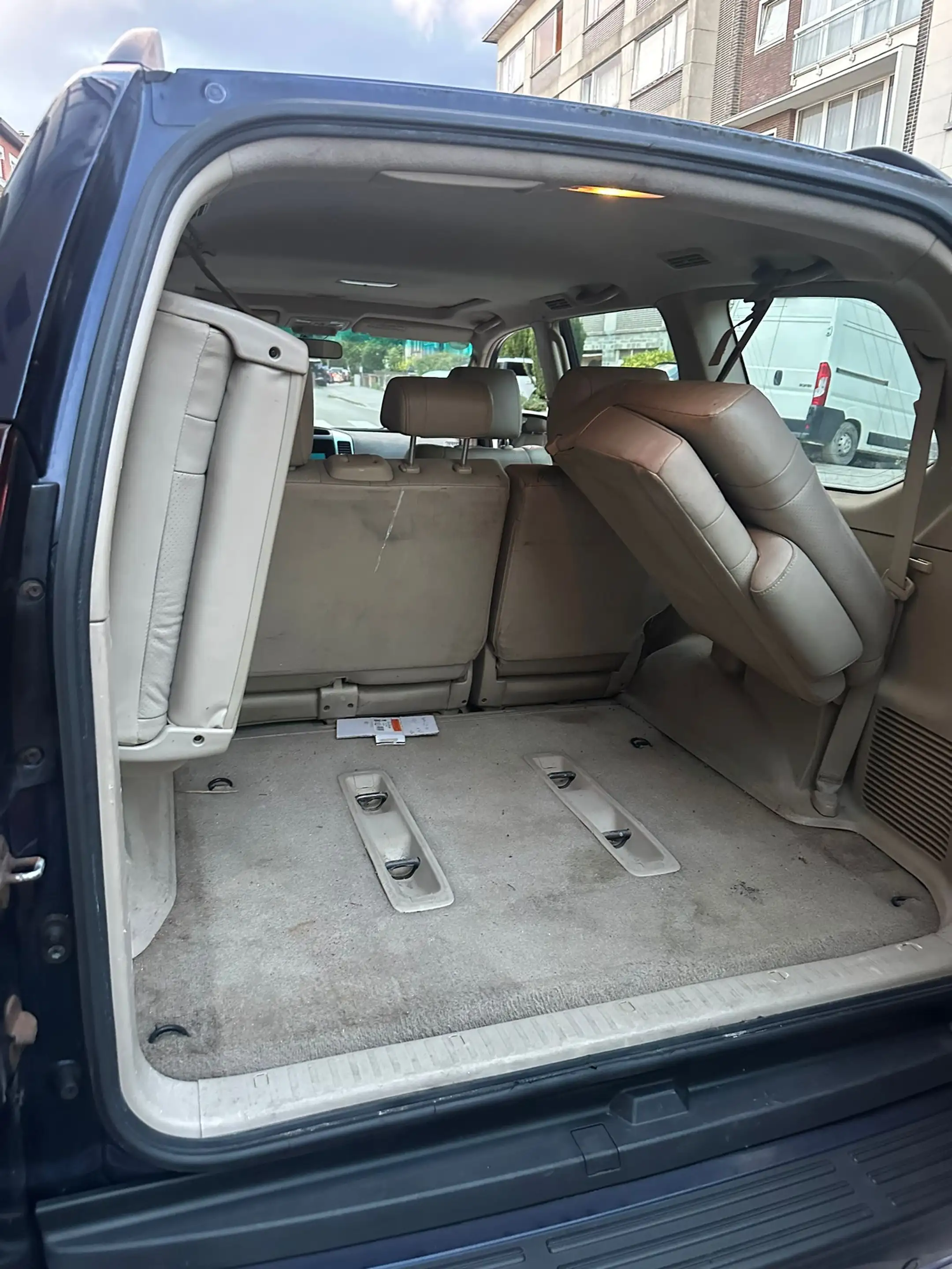 Toyota Land Cruiser 3.0 Turbo D-4D VIP 7 Seats Full Manual 0485905657 — photo 9