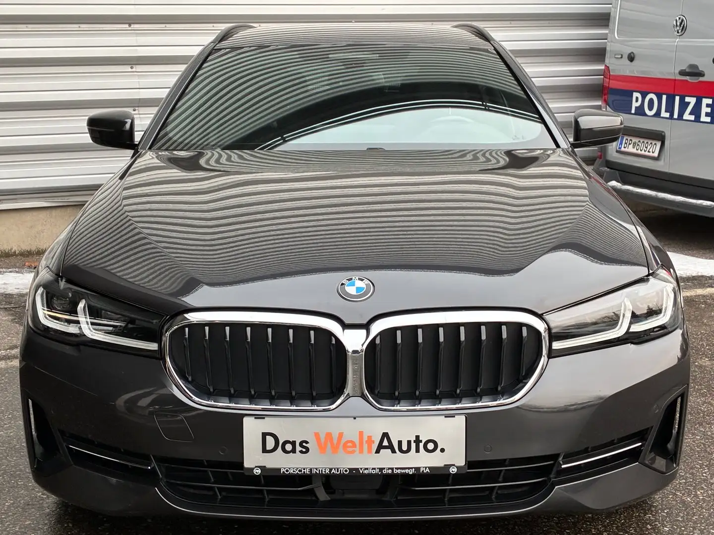 BMW 520 BMW 520d xDrive Touring Aut. Braun - 2
