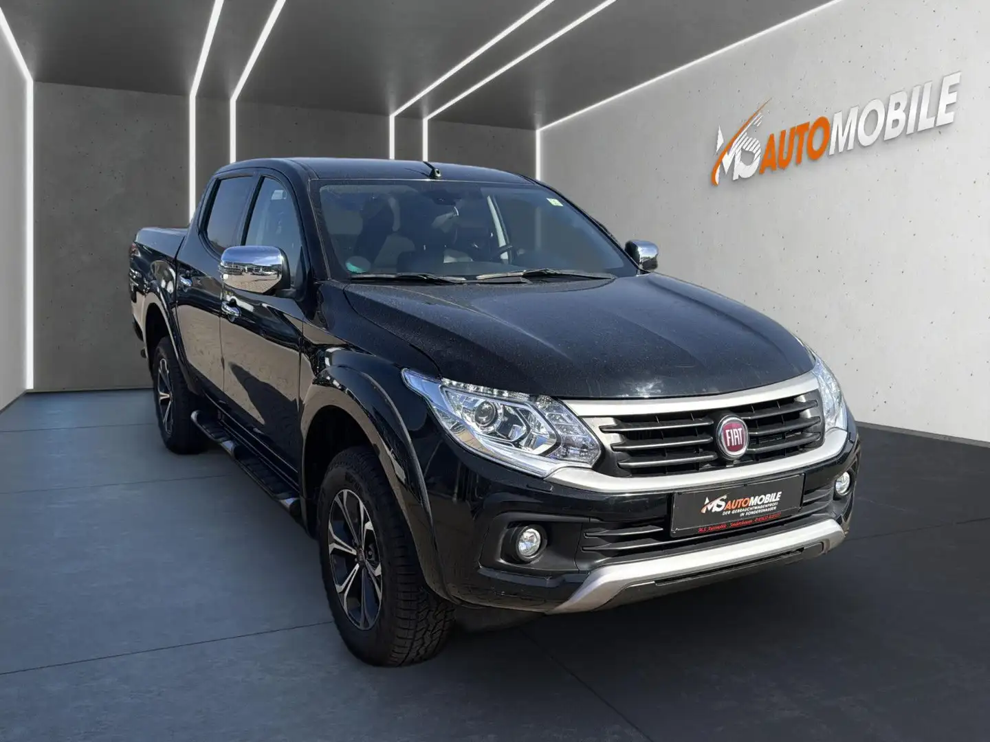 Fiat Fullback Double Cab LX Basis+BI-XENON+AHK+LEDER Negro - 2