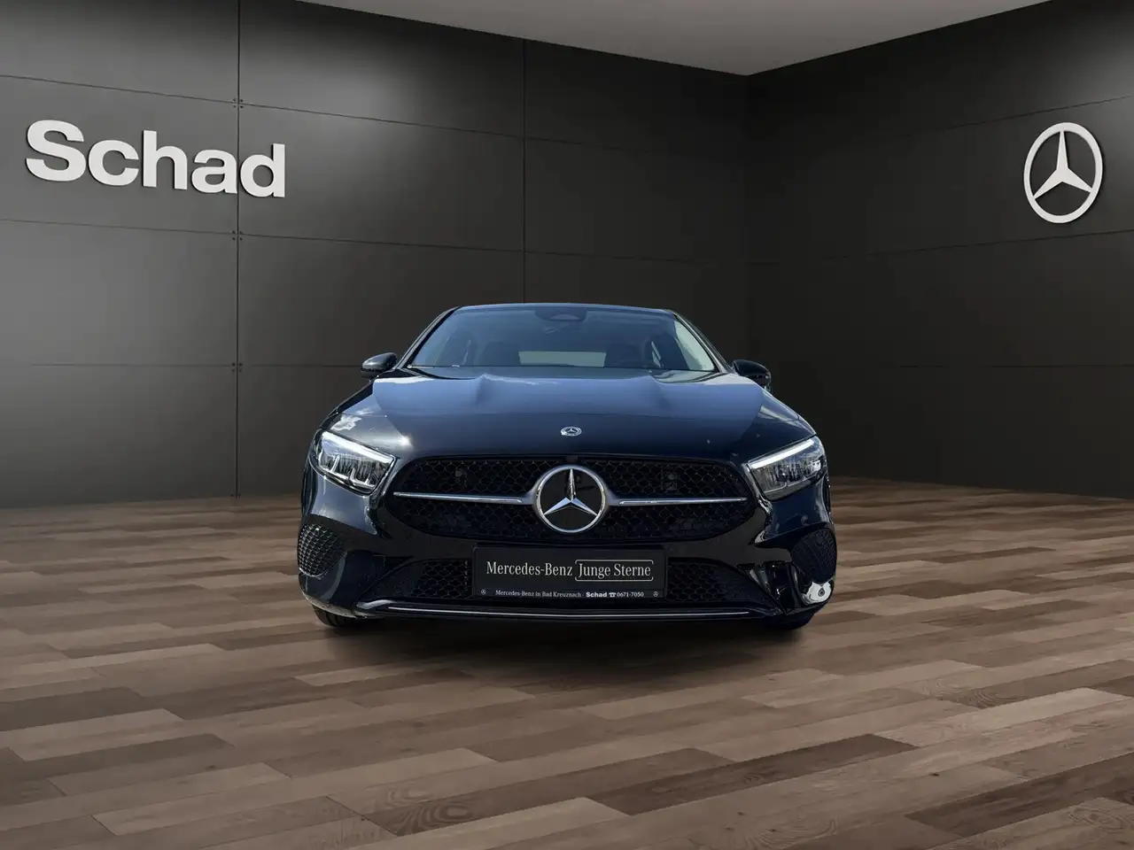 Mercedes-Benz A-Class A 180 PROGRESSIVE NAVI+KAMERA+LED+CARPLAY+ASSIST, миниатюра 2