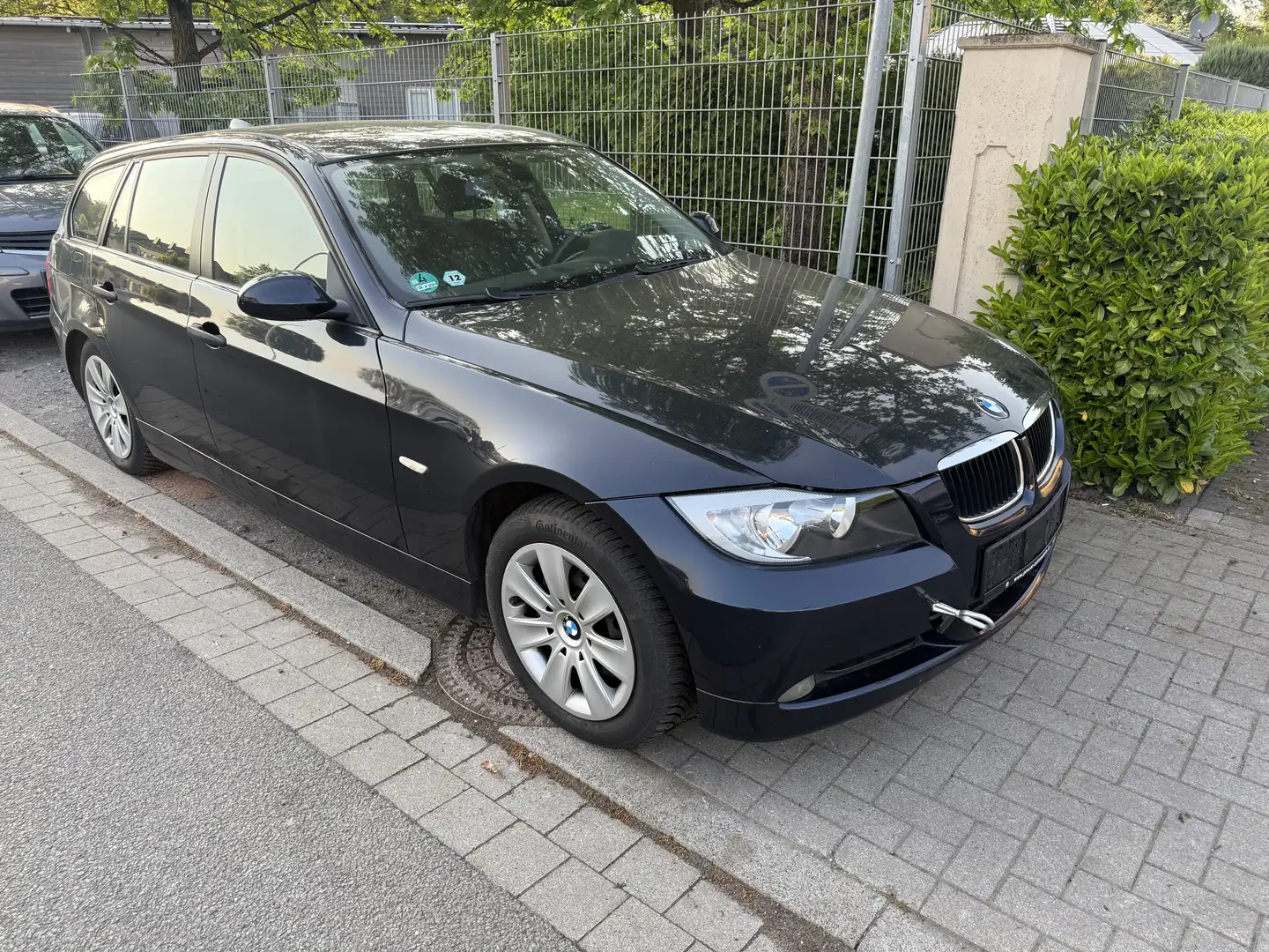BMW 320 320d Bleu - 1