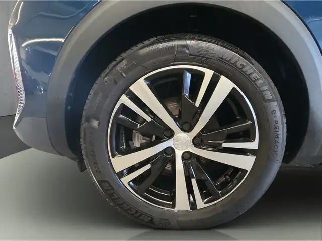Peugeot 3008 view 11
