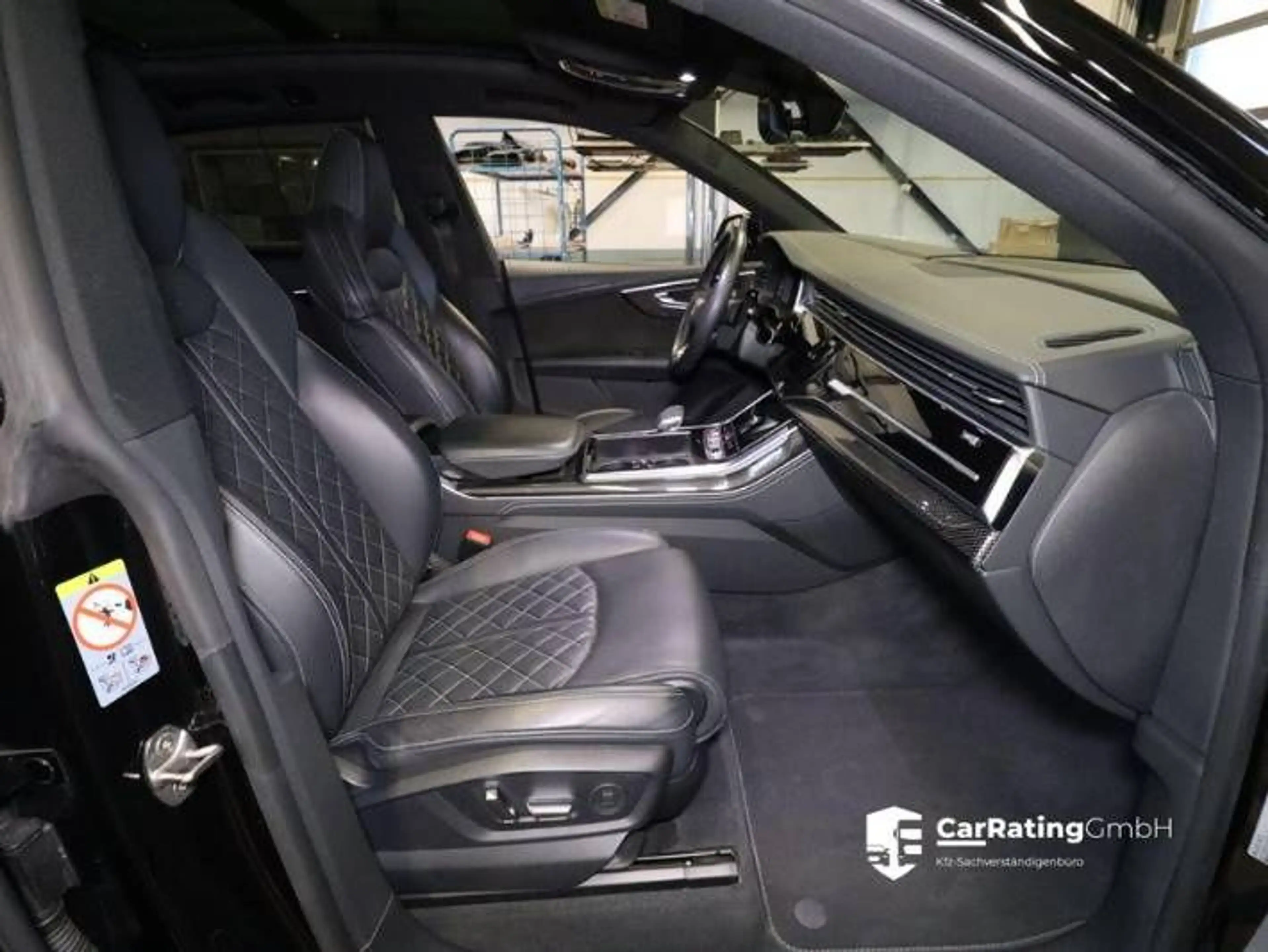 Audi SQ8 TFSI Pano+Matrix+HUD+Navi+ACC+RearView — photo 11