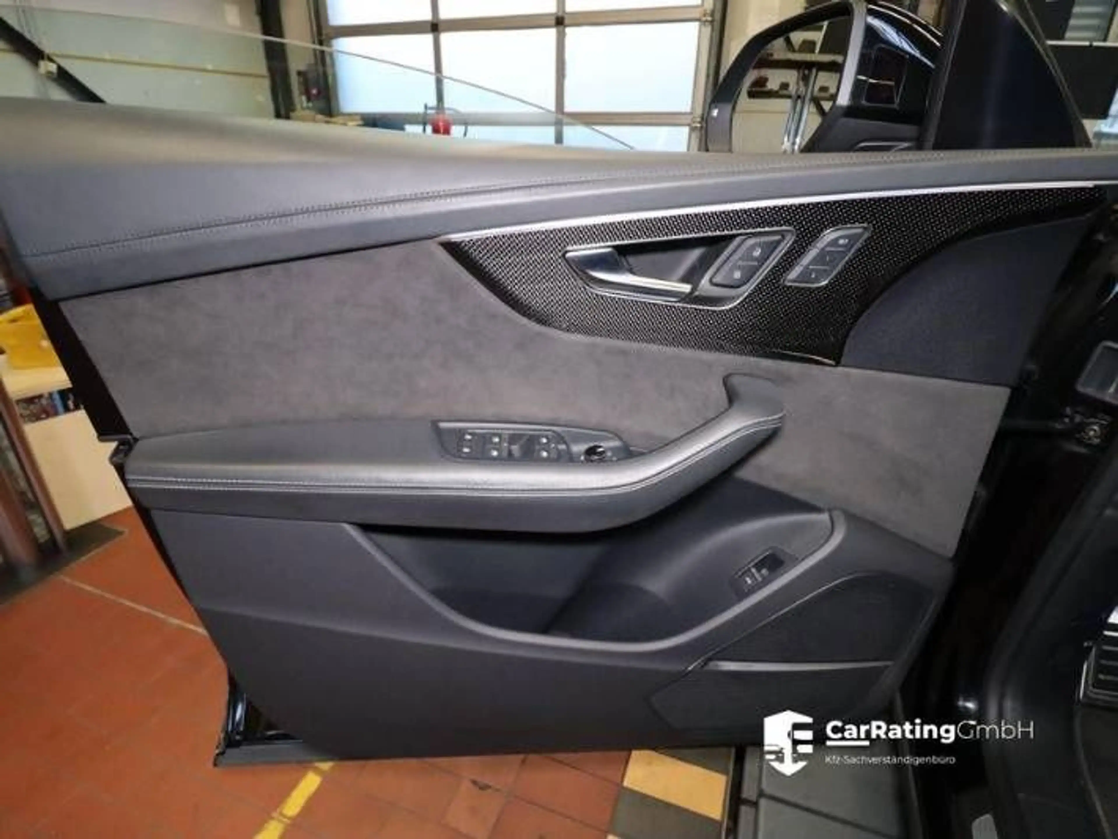 Audi SQ8 TFSI Pano+Matrix+HUD+Navi+ACC+RearView — photo 15