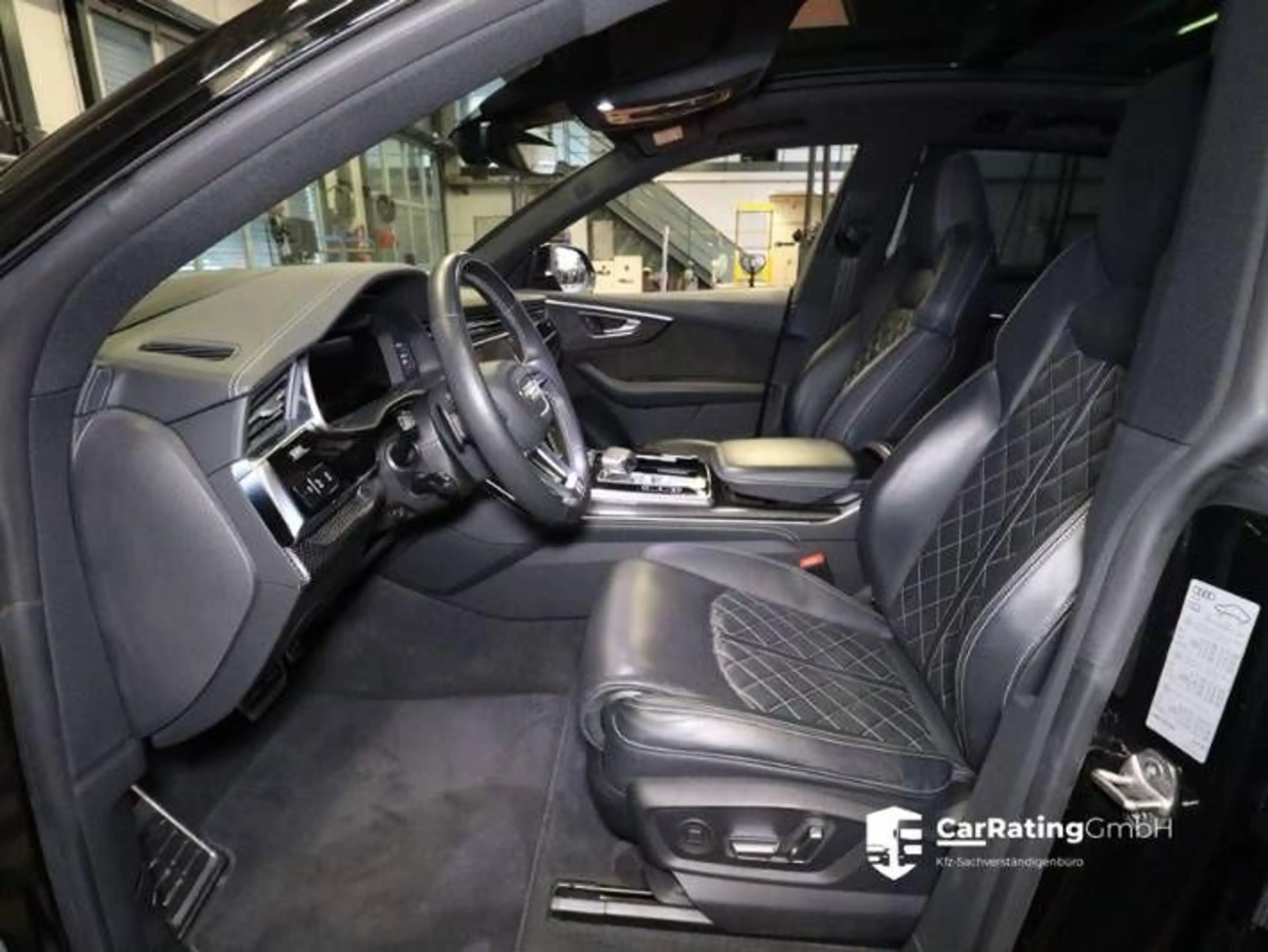 Audi SQ8 TFSI Pano+Matrix+HUD+Navi+ACC+RearView — photo 10