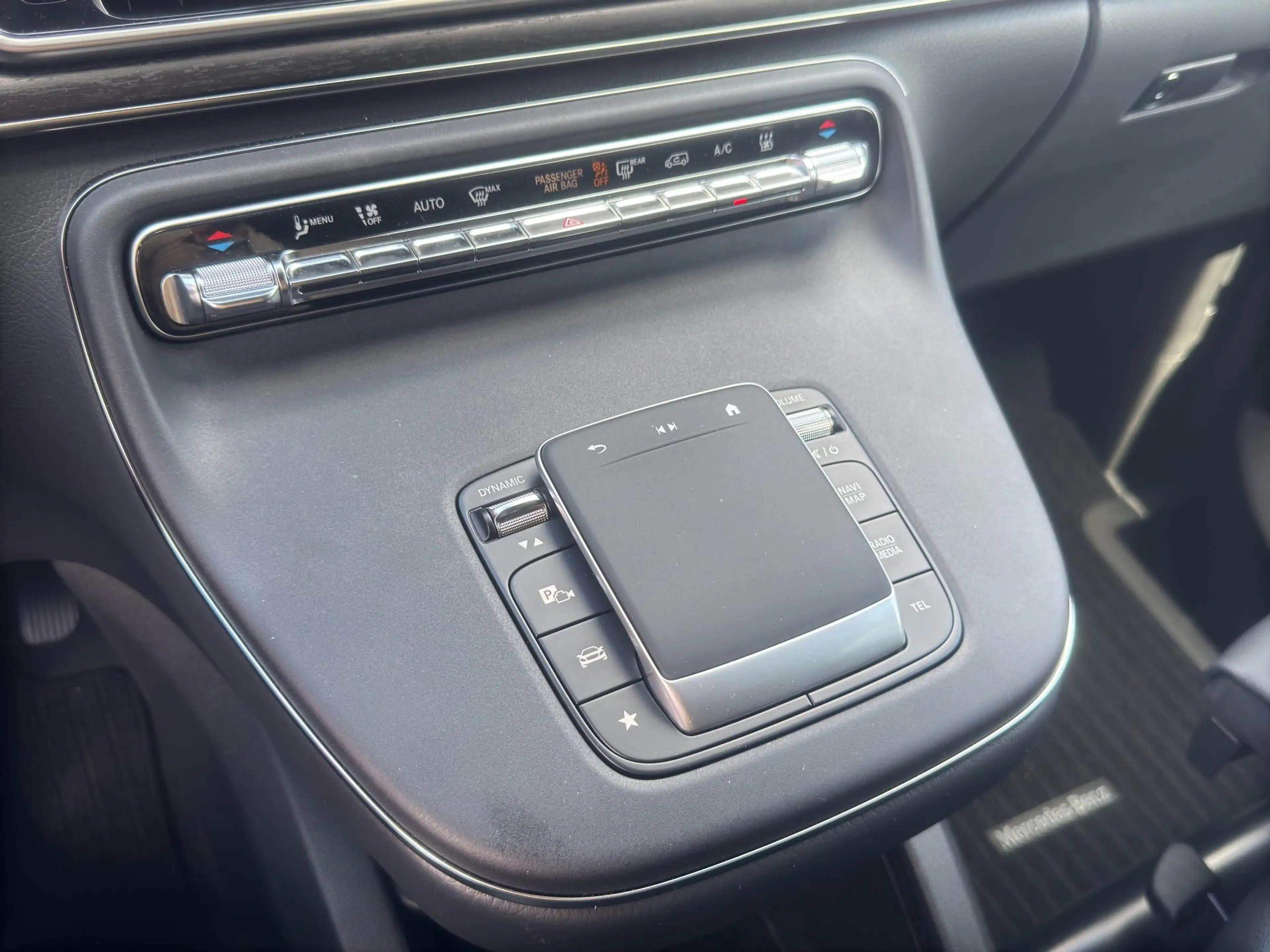 Mercedes-Benz EQV 300 L3 Avantgarde 90 kWh | Excl BTW | Burmester | 360° — photo 19