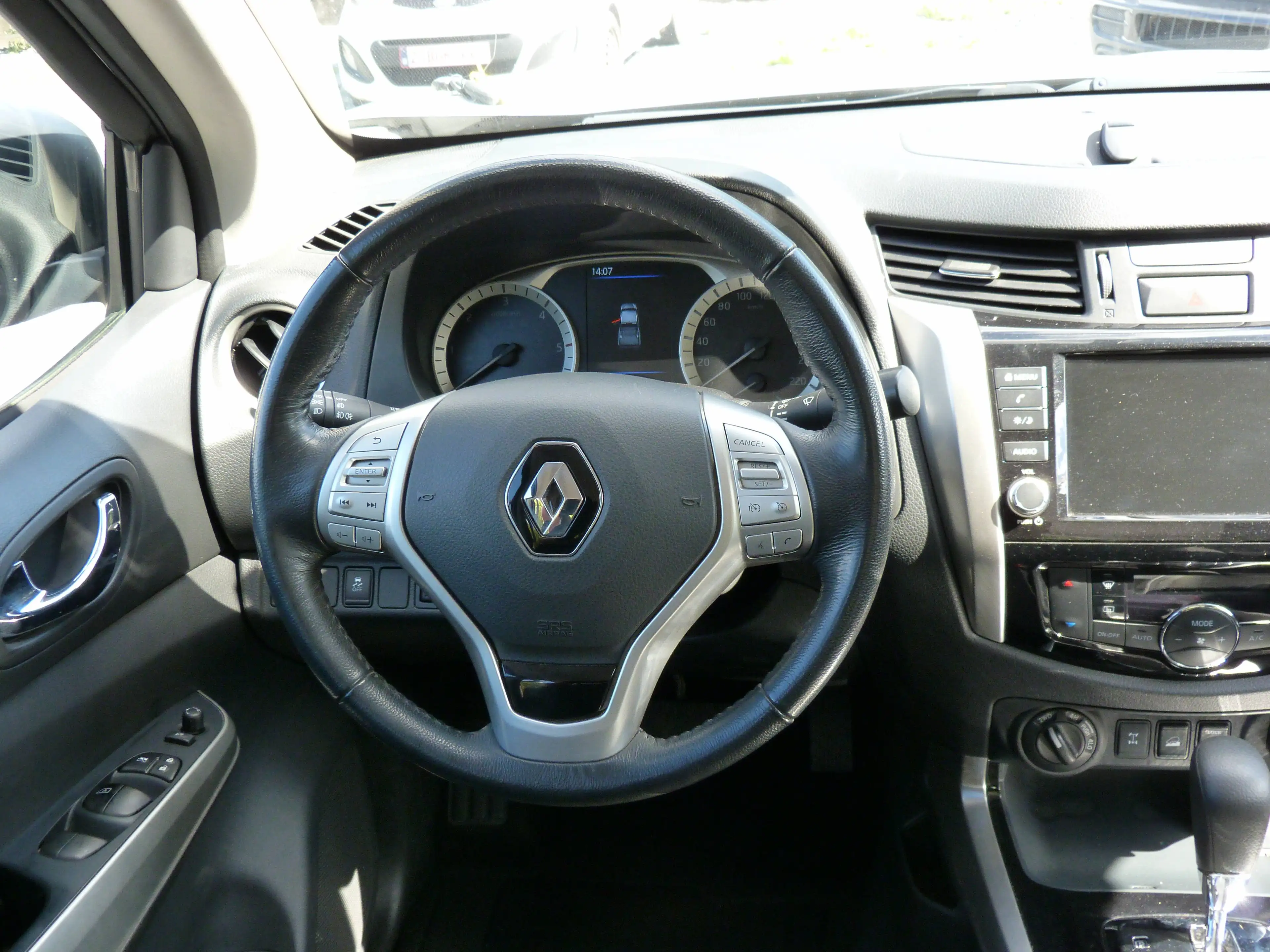 Renault Alaskan 2.3 dCi 190 Boite automatique Garantie 12 Mois — photo 12