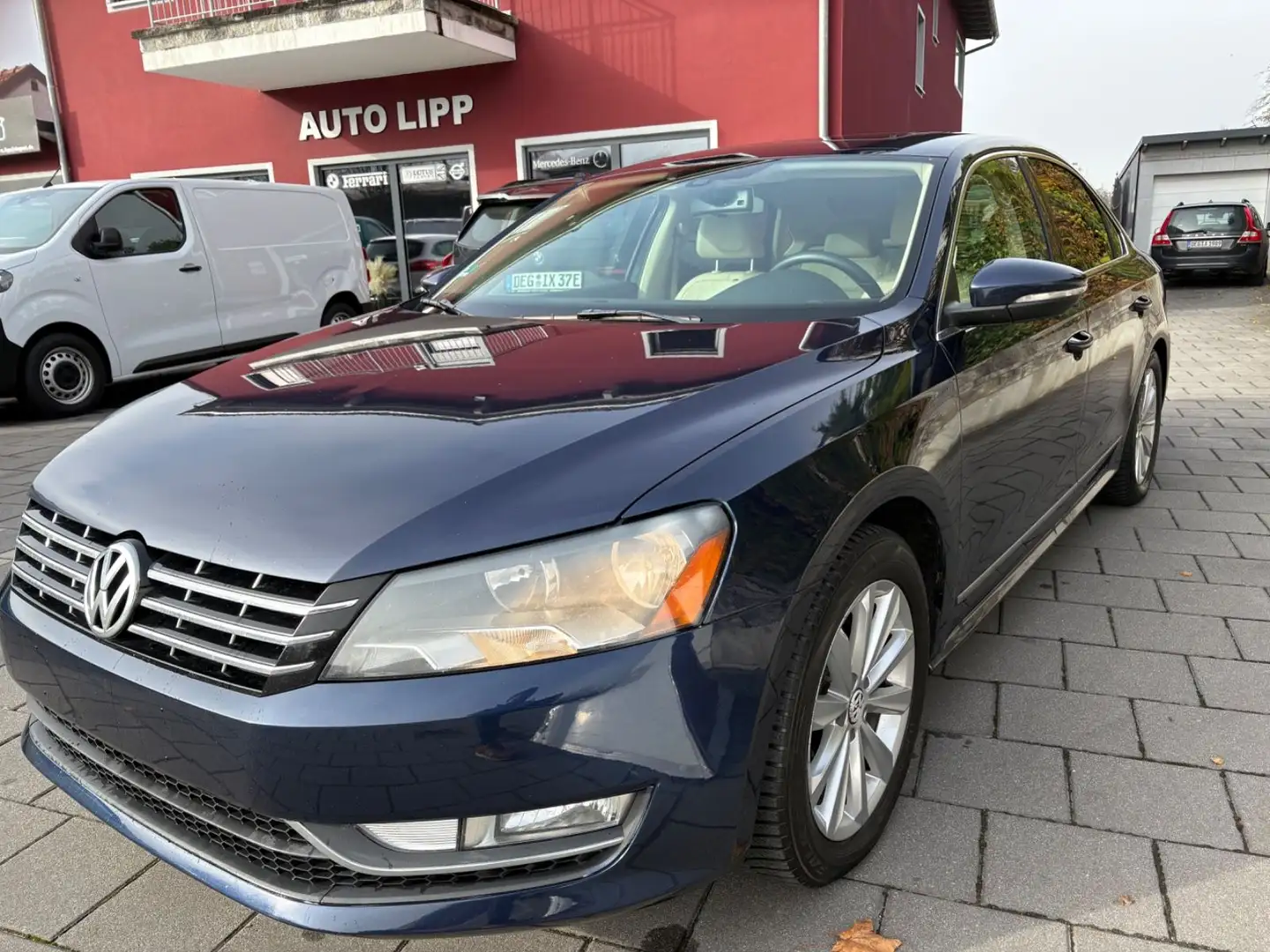 Volkswagen Passat Highline Navi Leder Blau - 2