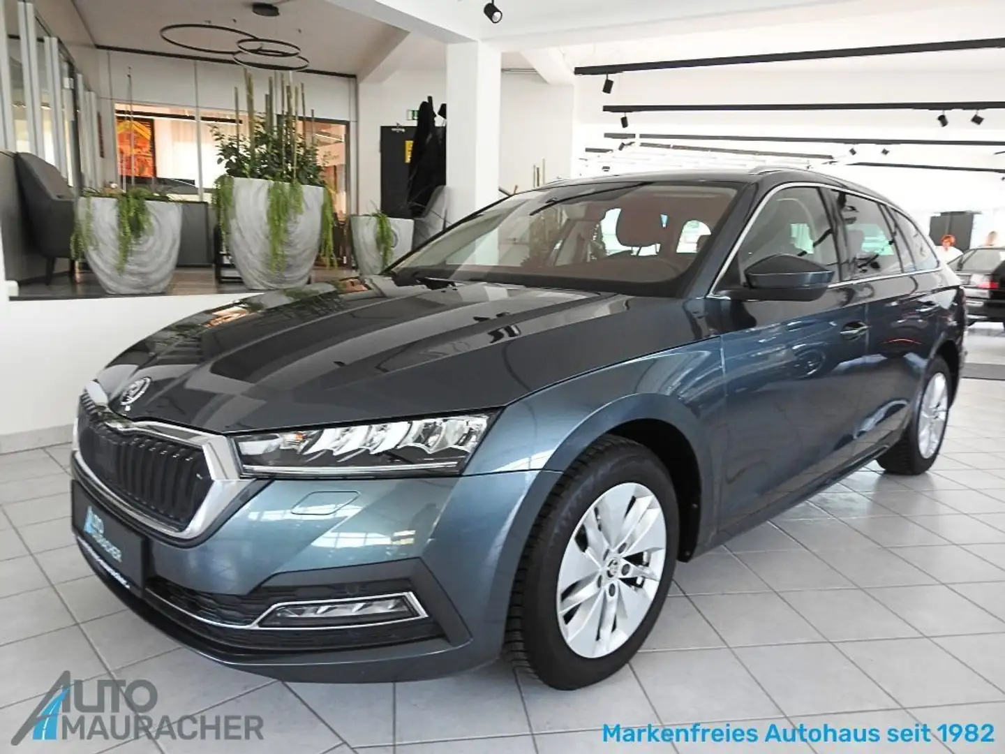 Skoda Octavia Combi 2.0 TDI DPF Ambition*LED*NAVI*KAMERA* Grau - 1