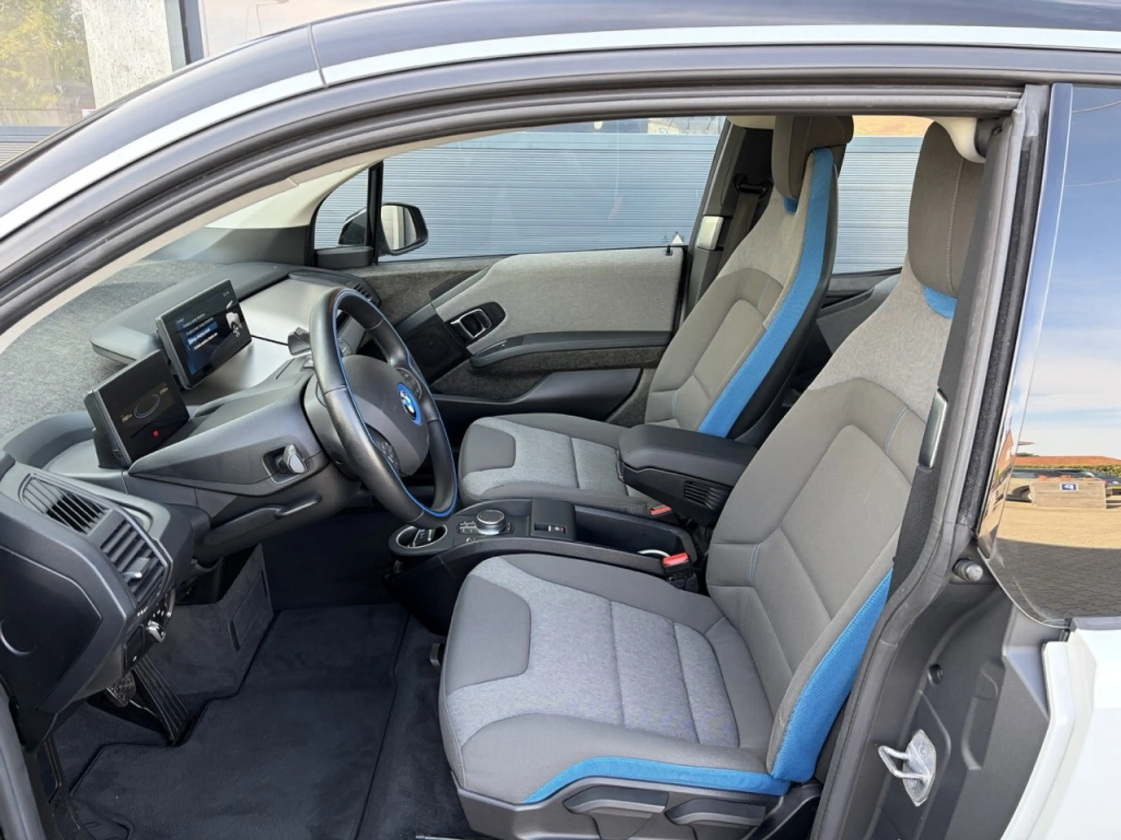 BMW i3 (I01) i3 170pk (120 Ah) Aut i3 Executive Edition — photo 6
