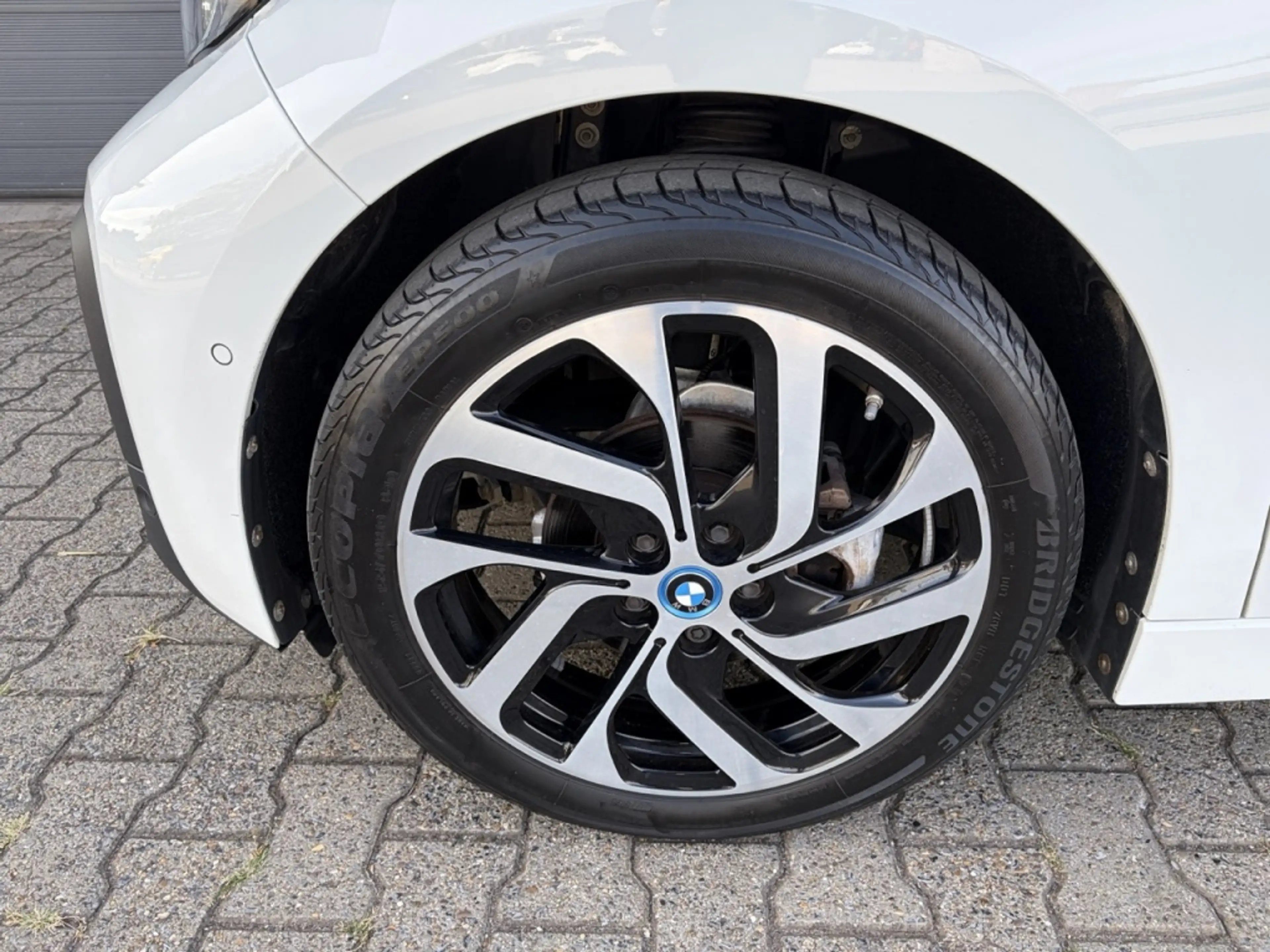 BMW i3 (I01) i3 170pk (120 Ah) Aut i3 Executive Edition — photo 4