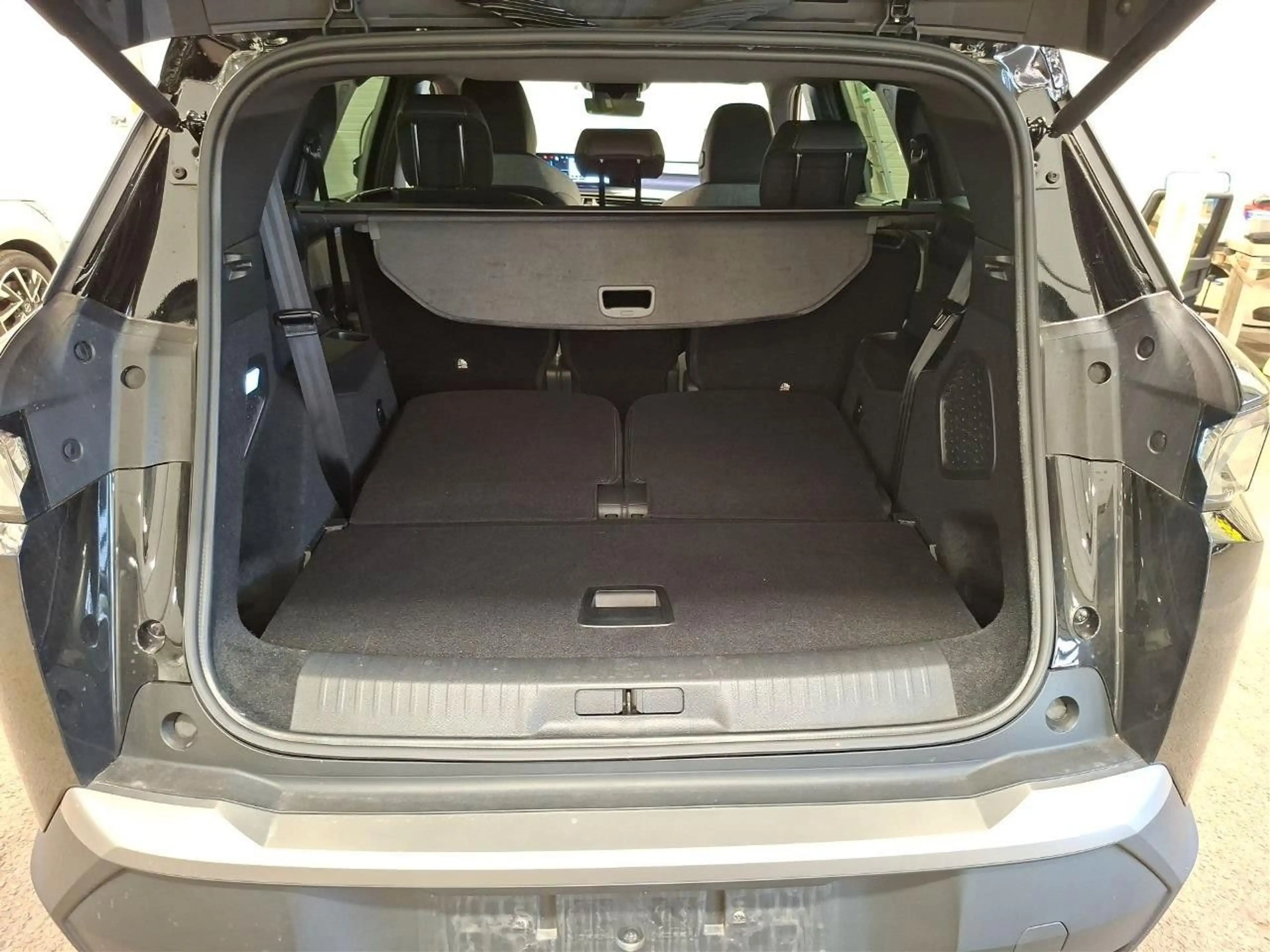 Peugeot 5008 GT Hybrid 145PS 6G-DSG*DRIVE-ASSIST-PAKET * — photo 8