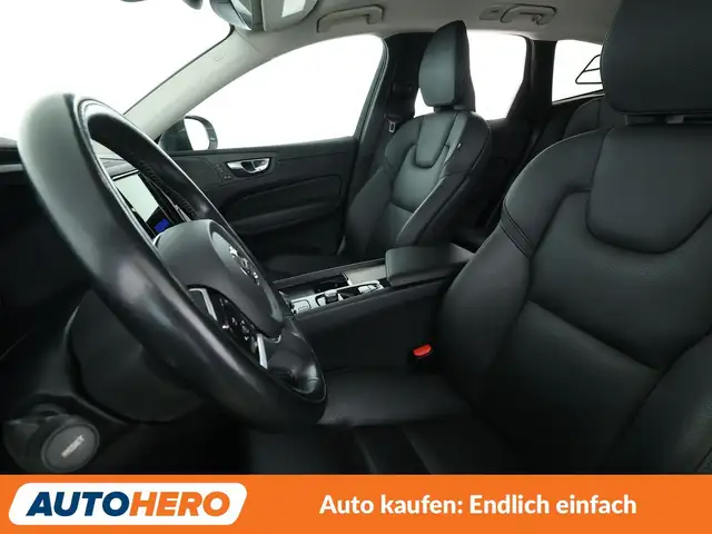 Volvo XC60 view 10