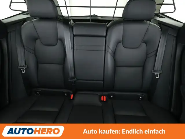 Volvo XC60 view 15