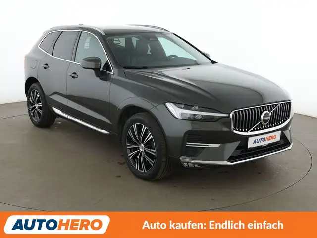 Volvo XC60 view 8