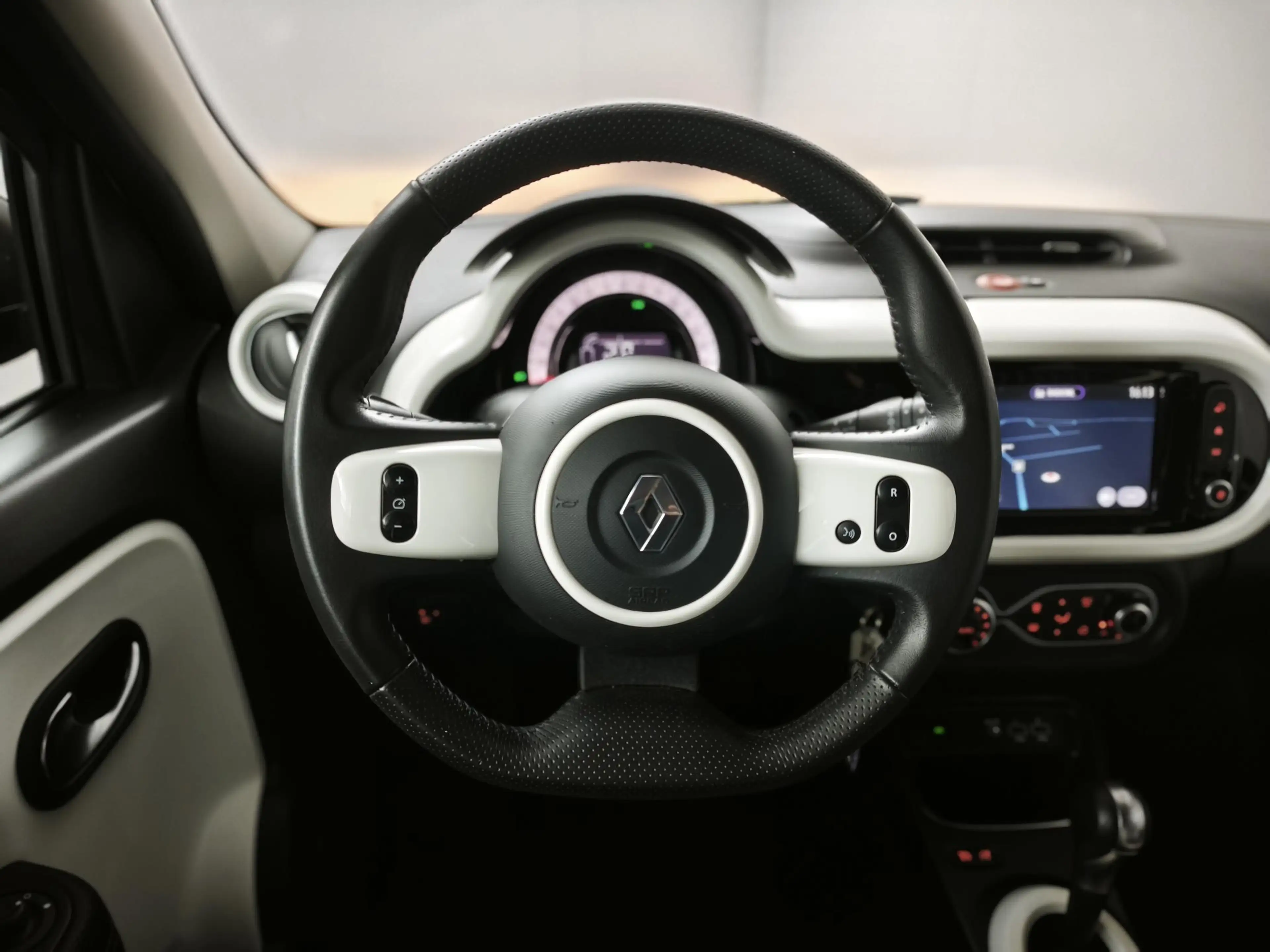 Renault Twingo Z.E. R80 E-Tech Techno 22 kWh | NAP | Achteruitrij — photo 20