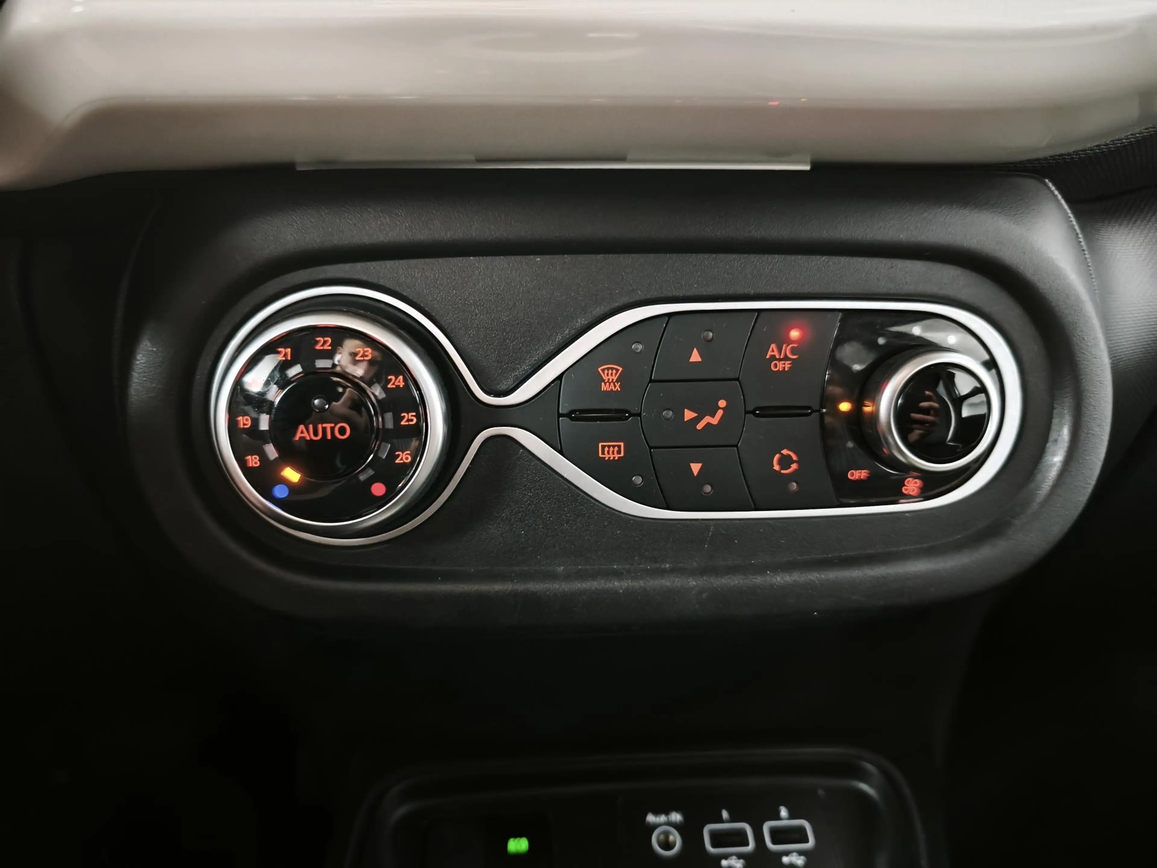 Renault Twingo Z.E. R80 E-Tech Techno 22 kWh | NAP | Achteruitrij — photo 13