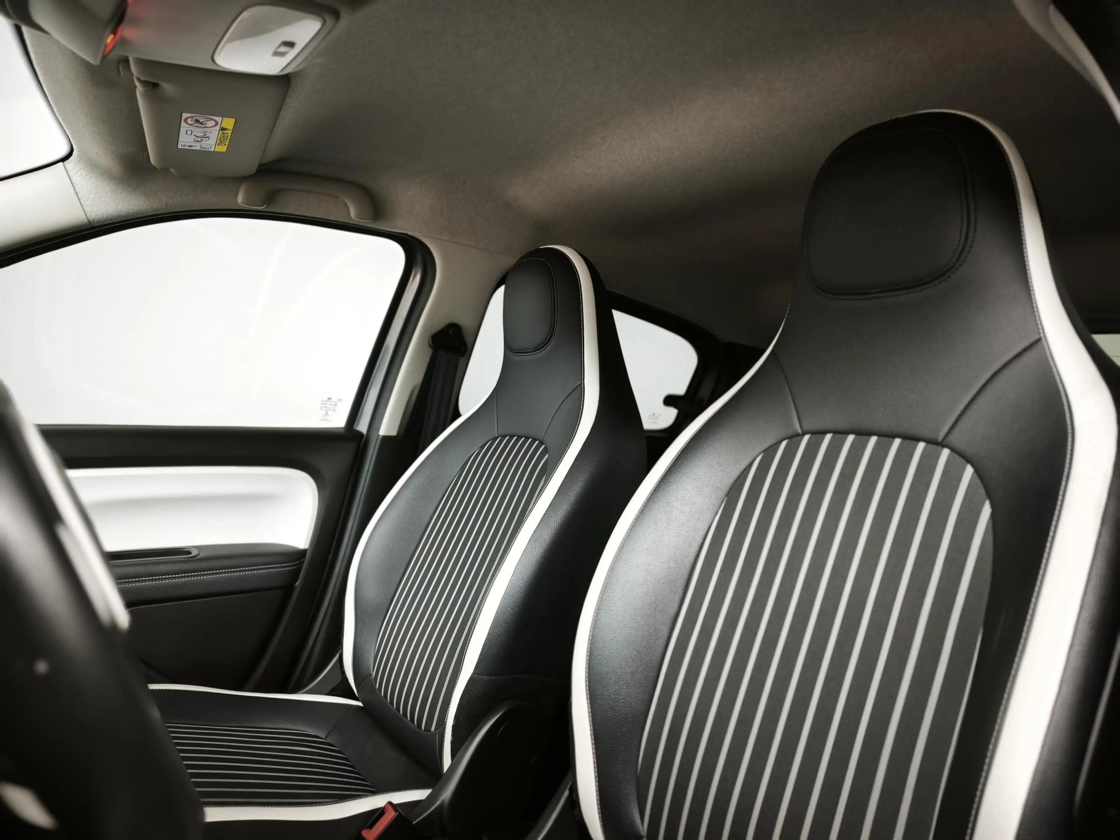 Renault Twingo Z.E. R80 E-Tech Techno 22 kWh | NAP | Achteruitrij — photo 27