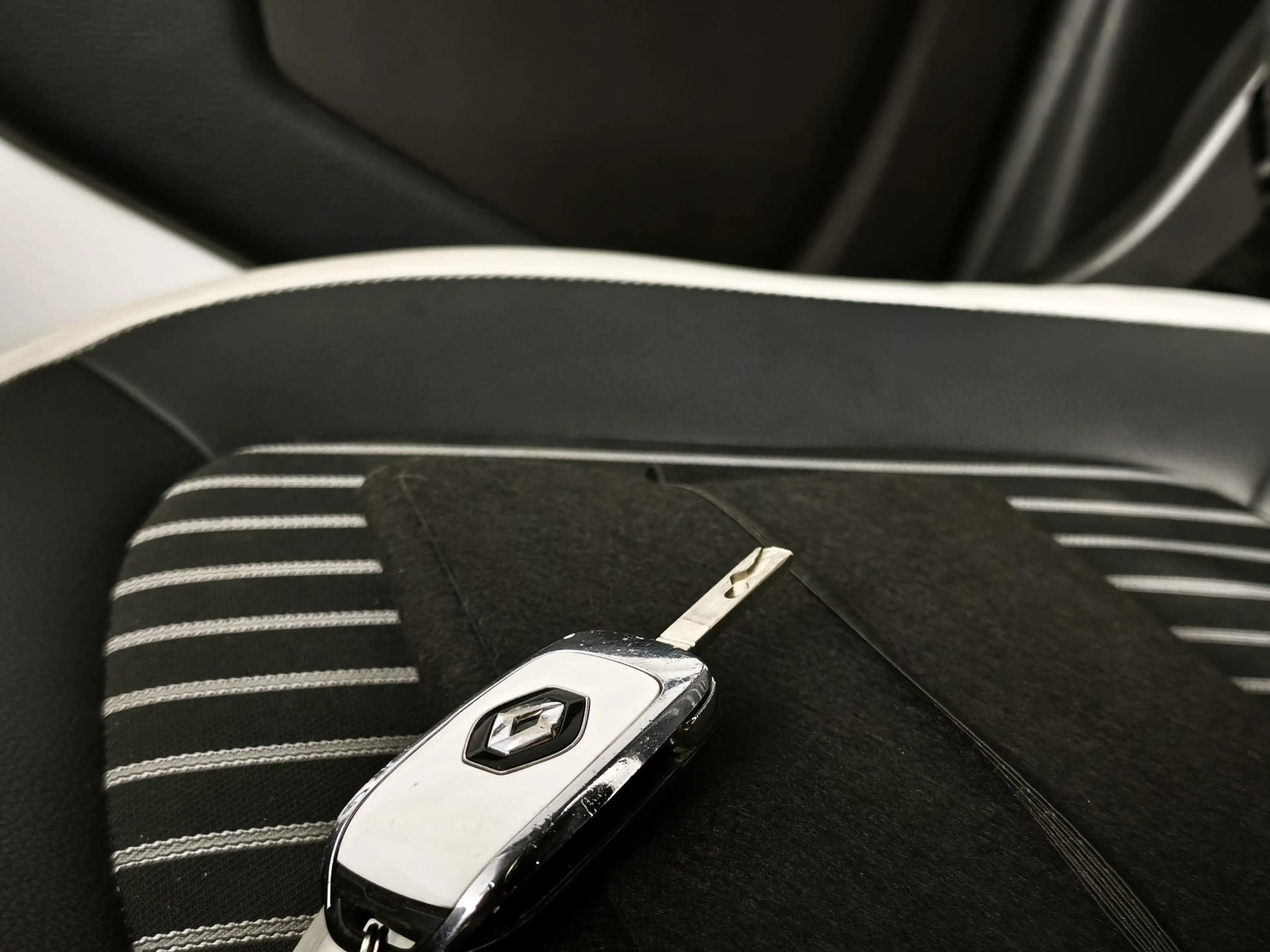 Renault Twingo Z.E. R80 E-Tech Techno 22 kWh | NAP | Achteruitrij — photo 14