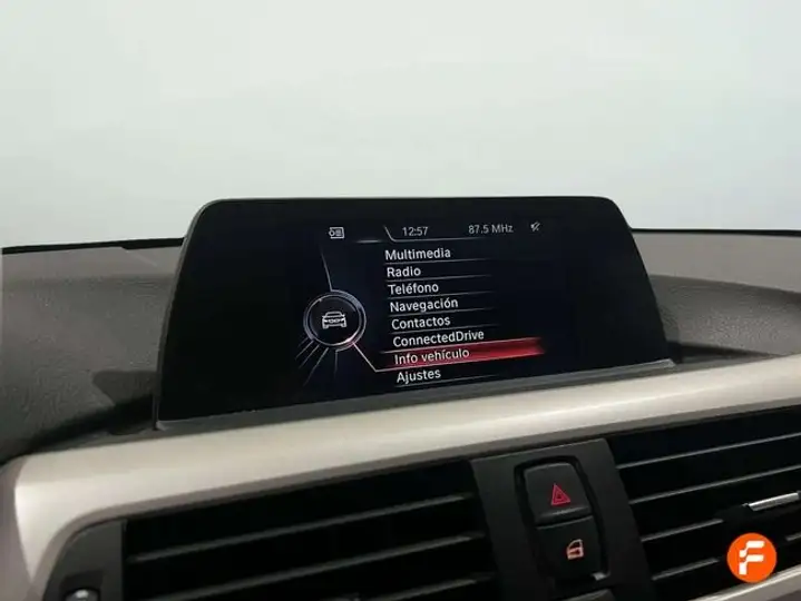 BMW Serie 4 418 d Gran Coupé 2015, foto 19