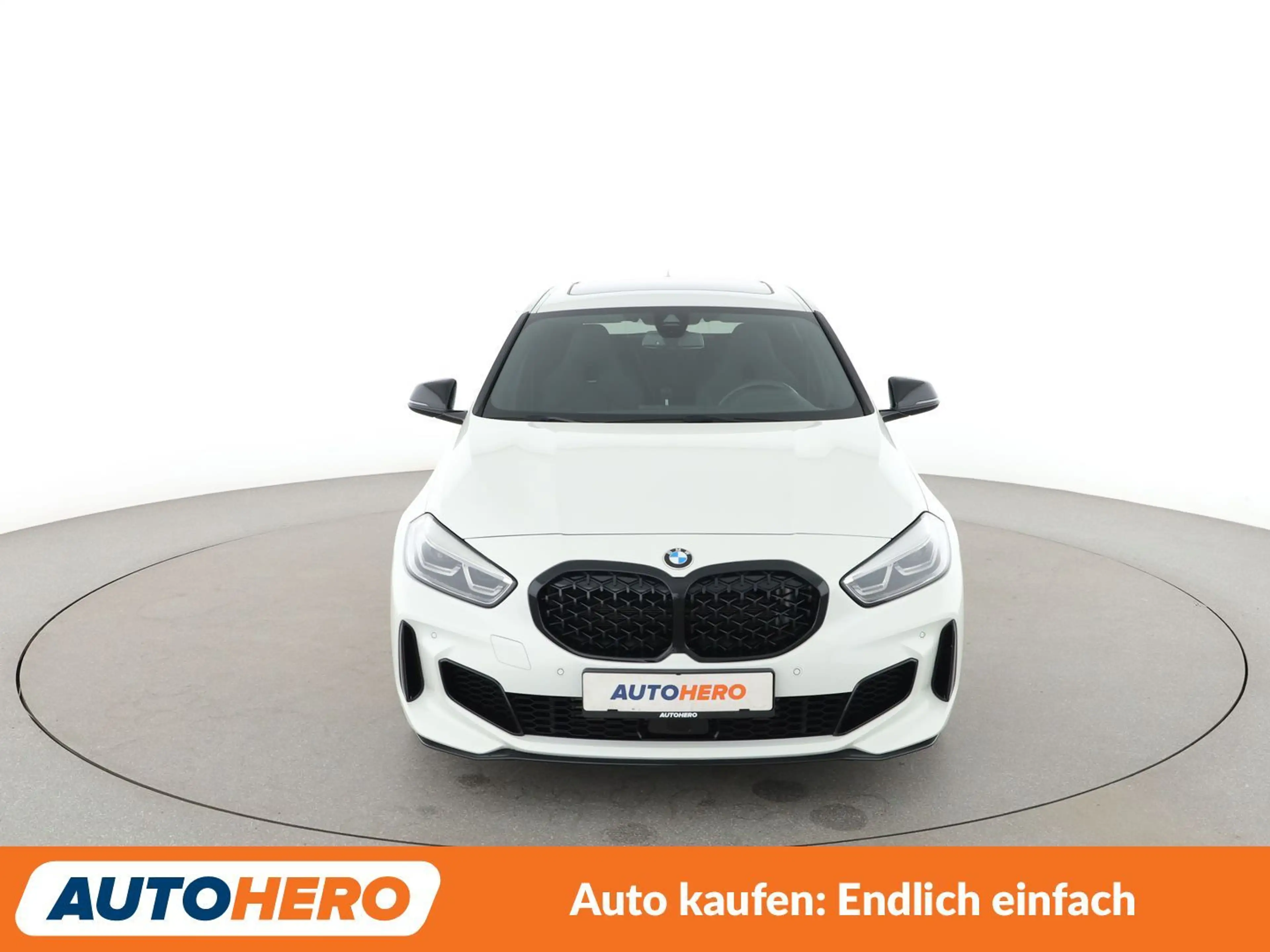 BMW 135 M135i xDrive Aut.*NAV*HUD*ACC*CAM*PDC*SHZ*ALU* — photo 9