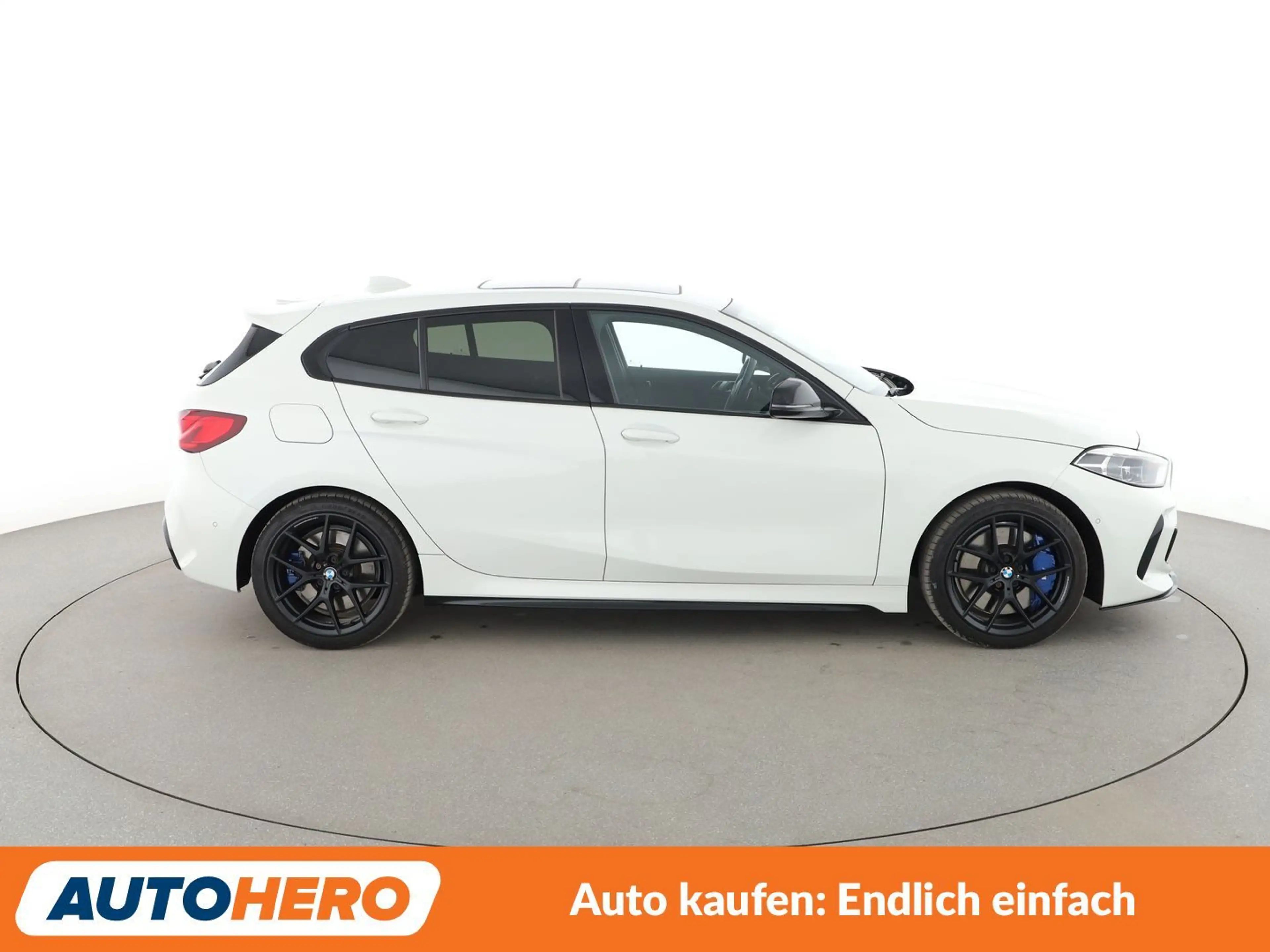 BMW 135 M135i xDrive Aut.*NAV*HUD*ACC*CAM*PDC*SHZ*ALU* — photo 7