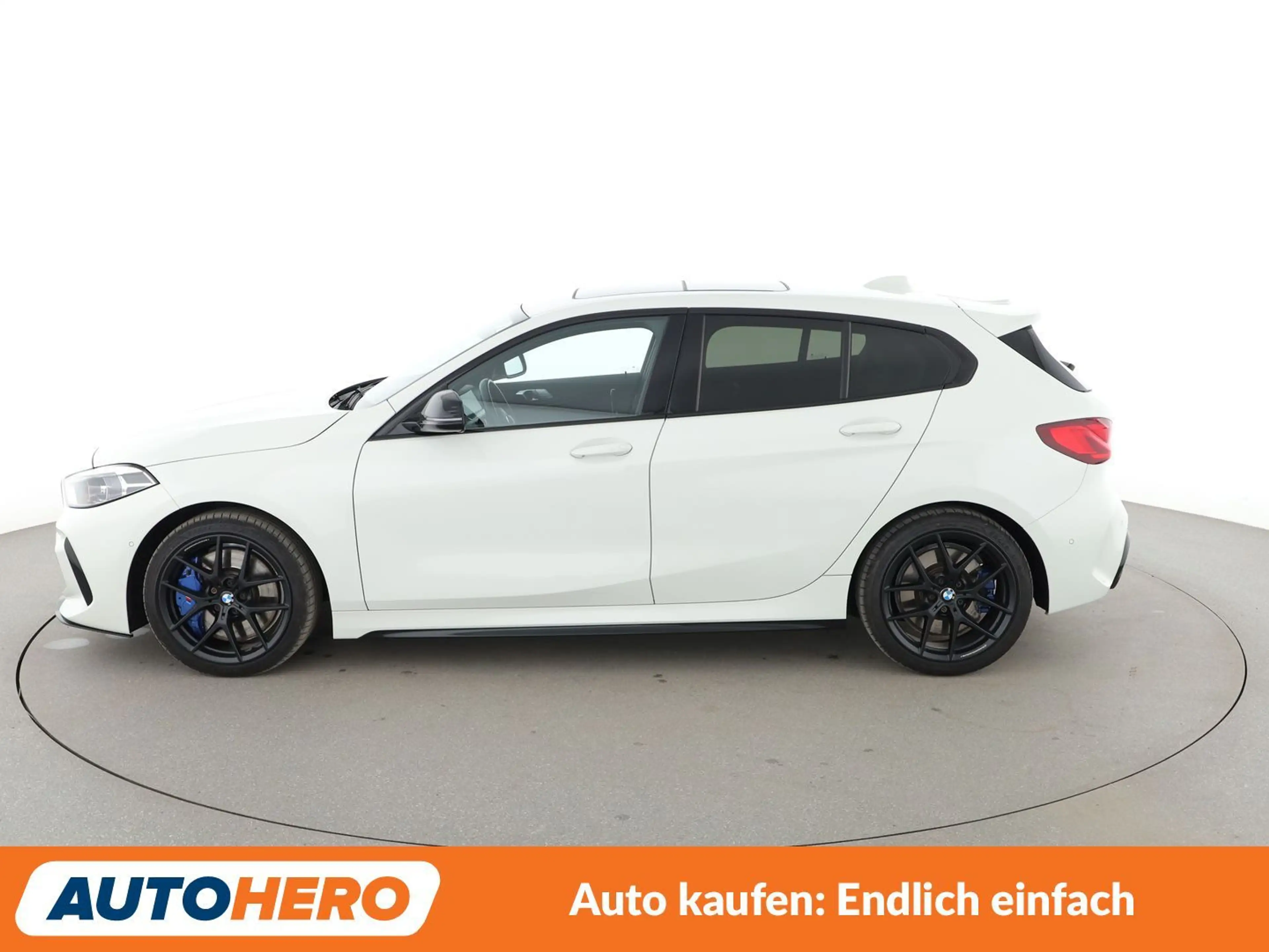 BMW 135 M135i xDrive Aut.*NAV*HUD*ACC*CAM*PDC*SHZ*ALU* — photo 3