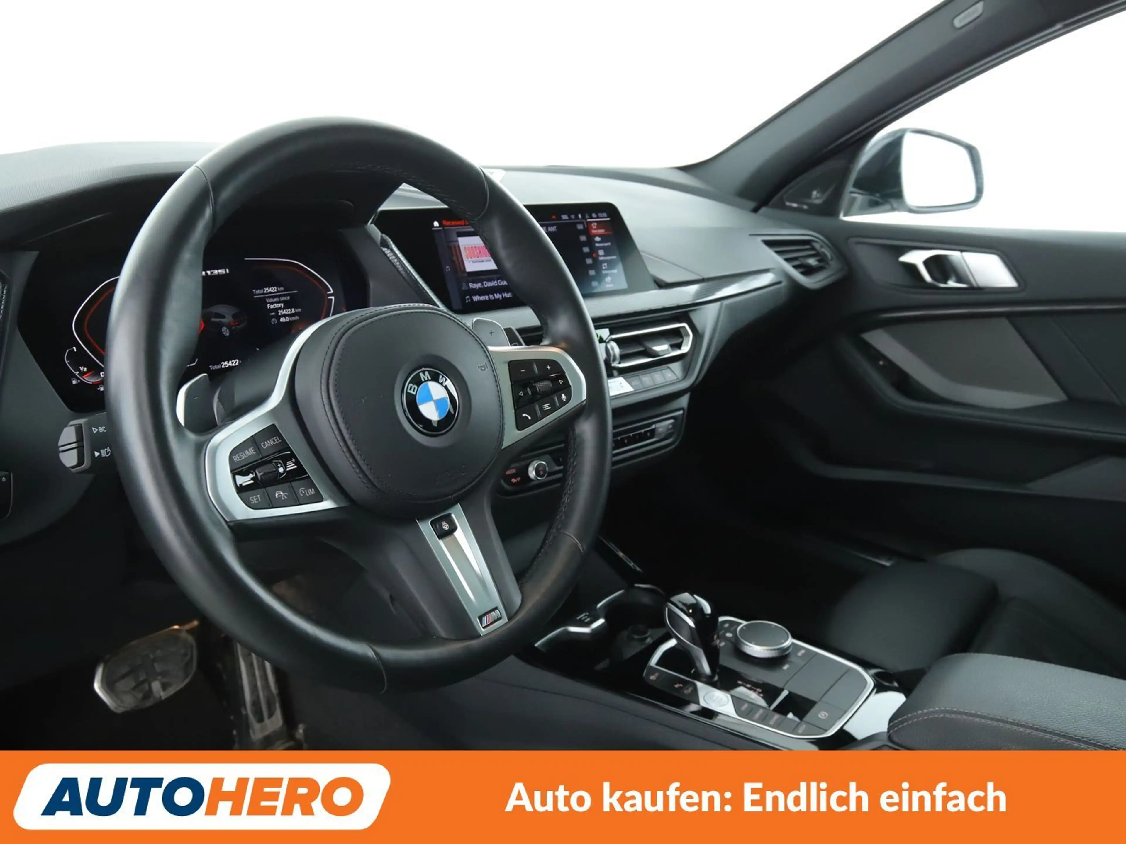 BMW 135 M135i xDrive Aut.*NAV*HUD*ACC*CAM*PDC*SHZ*ALU* — photo 11