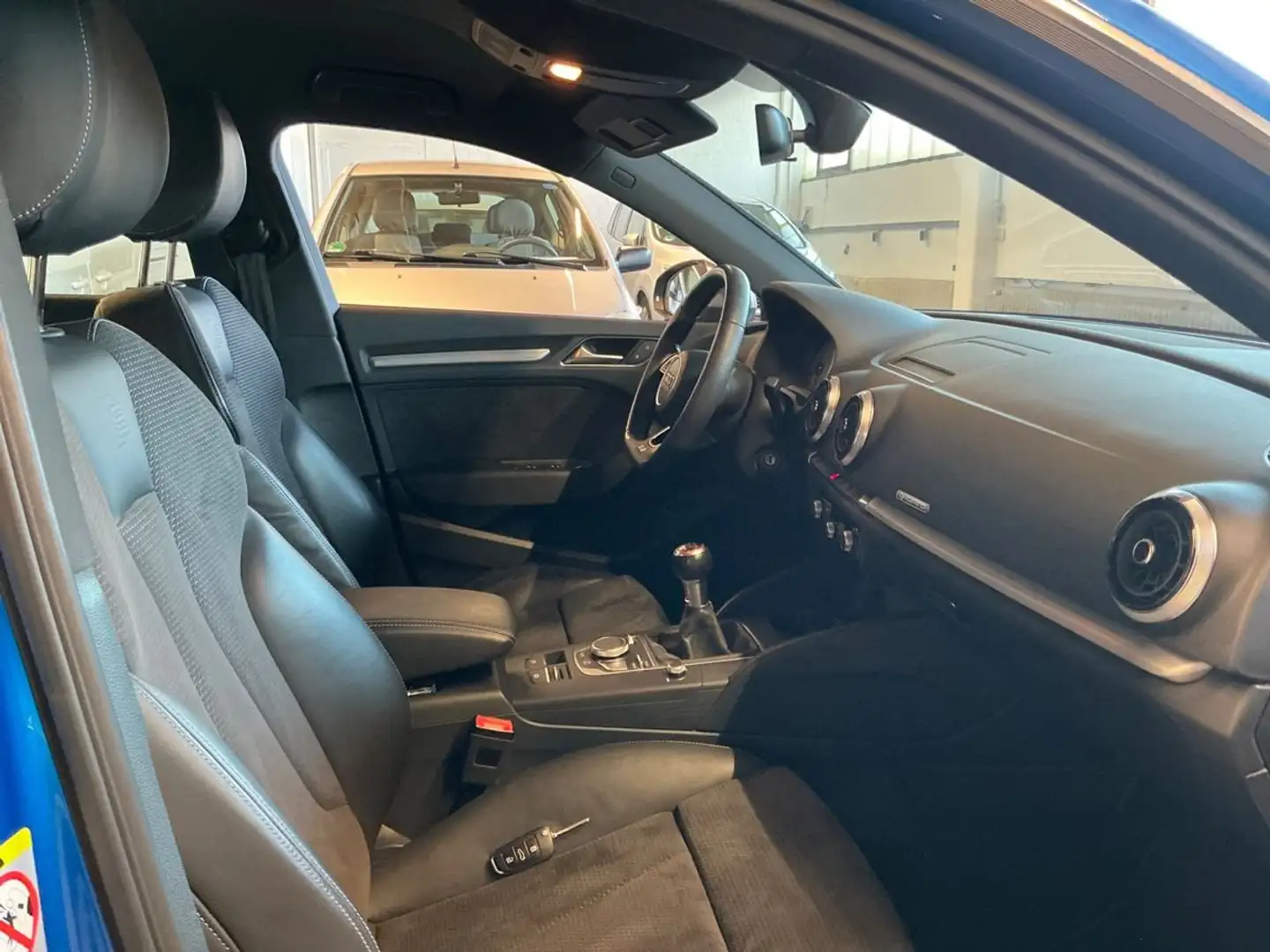 Audi S3 S3 Sportback Blau - 2