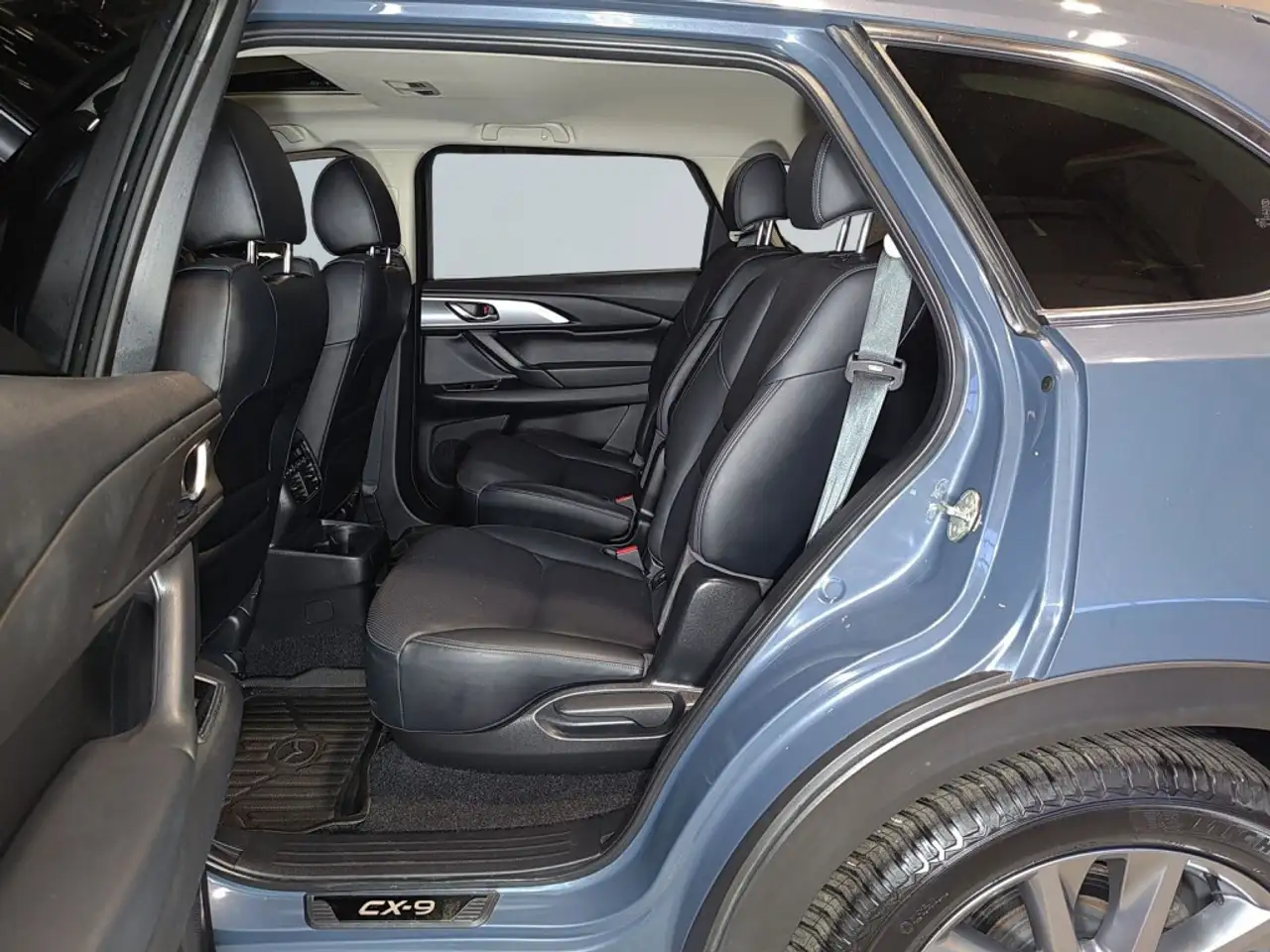 Mazda CX-9 снимка Mazda CX-9