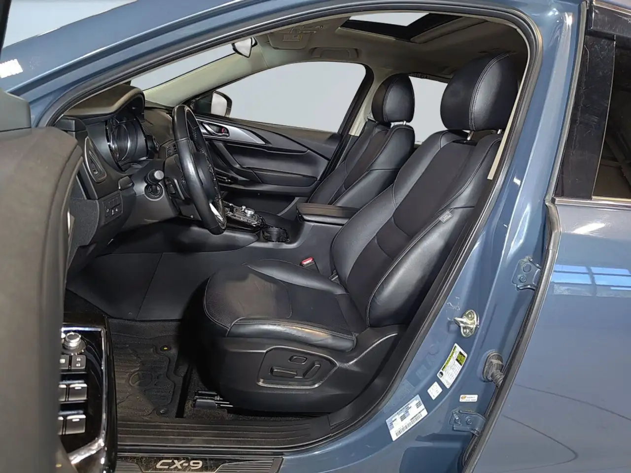 Mazda CX-9 снимка Mazda CX-9