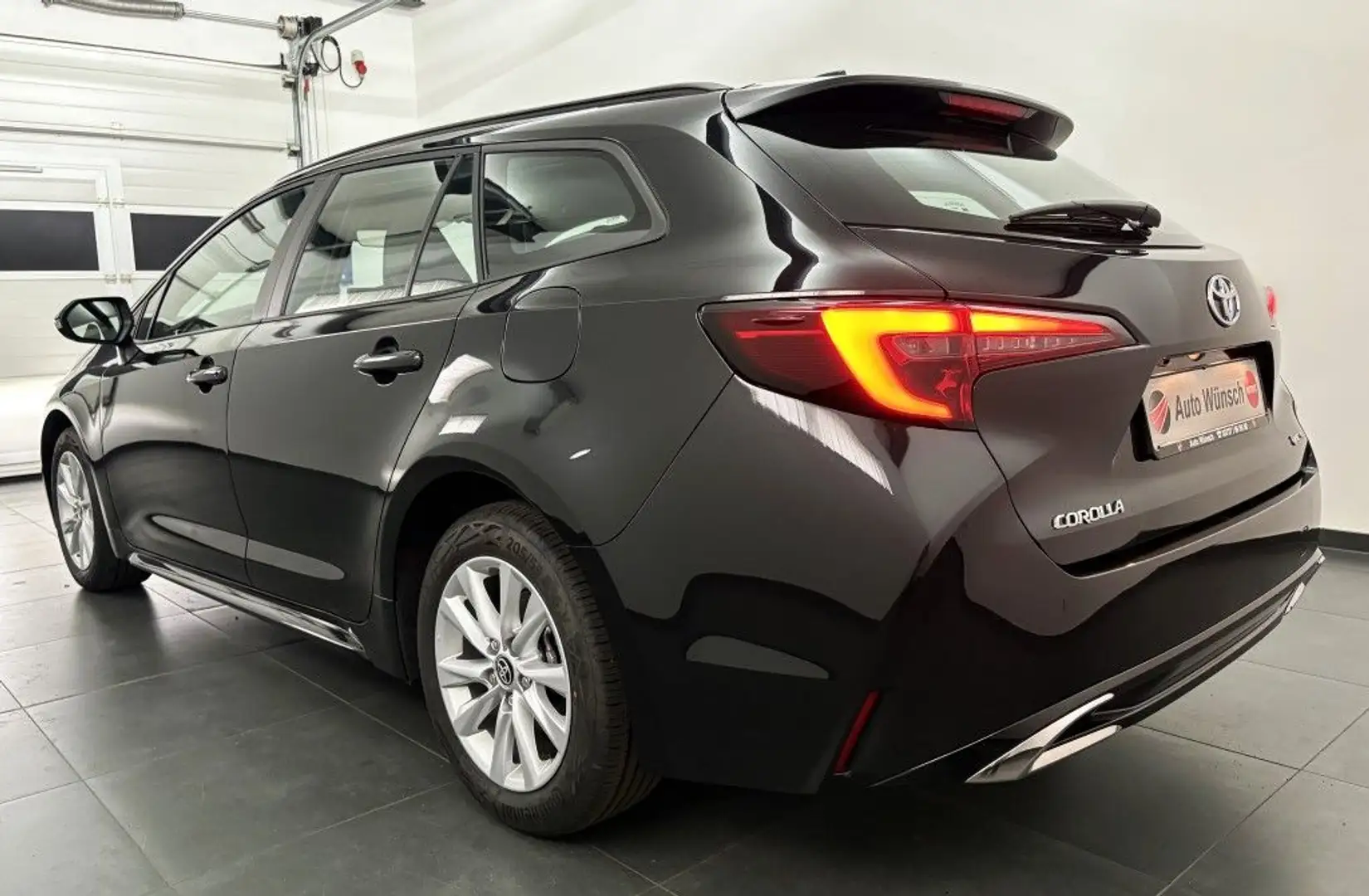 Toyota Corolla 1.8 Hybrid Comfort R-Kam#ACC#LR+Frontsch-Hzg#LED Black - 2