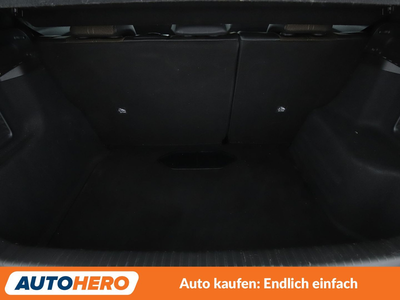 DS Automobiles DS 3 Crossback 1.5 Blue-HDi So Chic Aut.*NAVI*VC*TEMPO* — photo 17