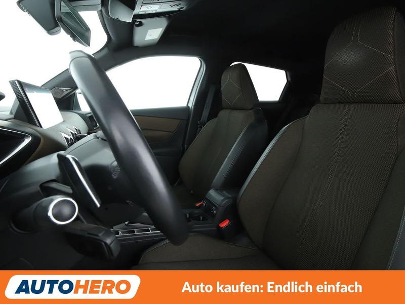 DS Automobiles DS 3 Crossback 1.5 Blue-HDi So Chic Aut.*NAVI*VC*TEMPO* — photo 10