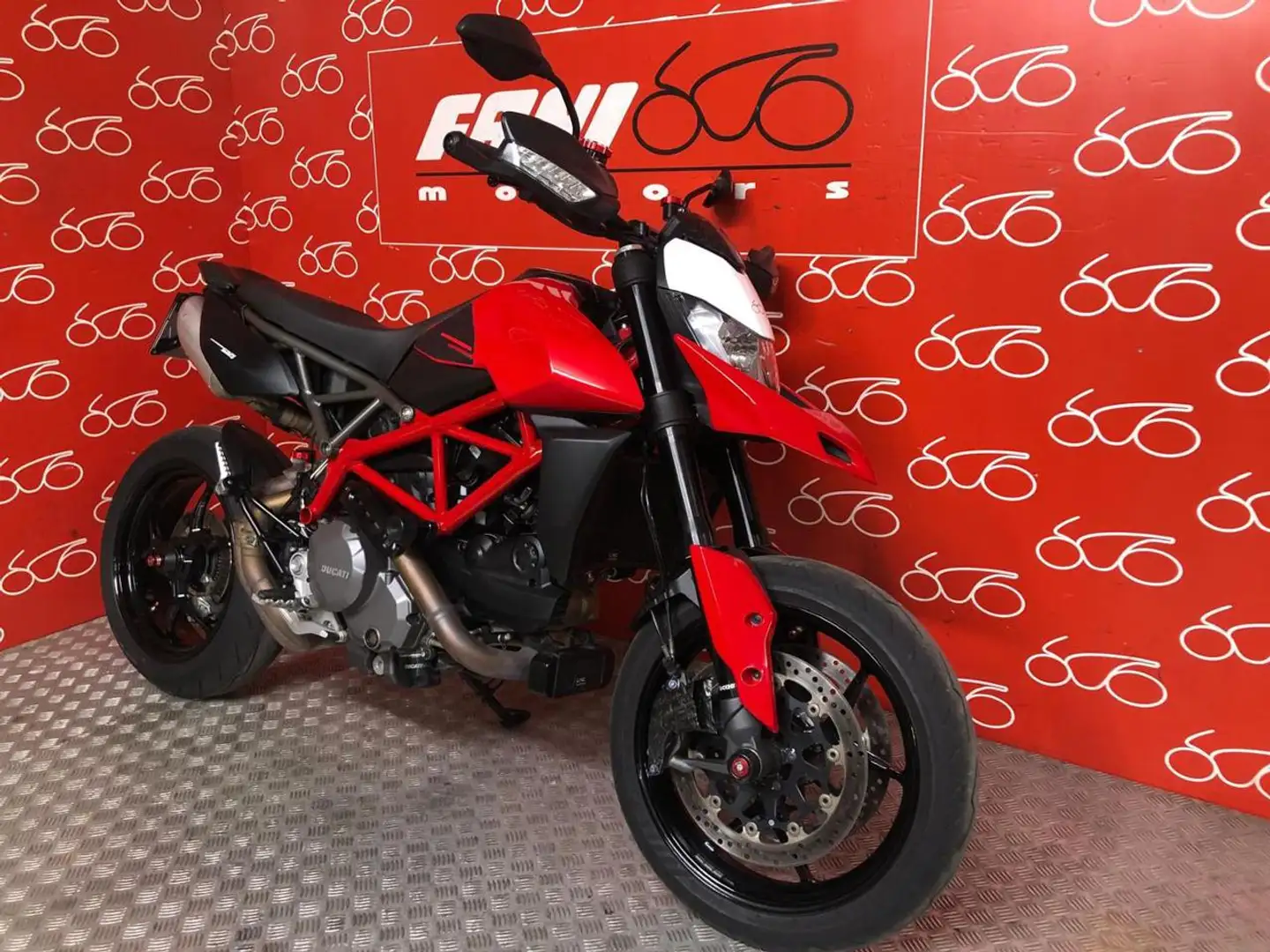 Ducati Hypermotard 950 A2 Depotenziata Rosso - 2