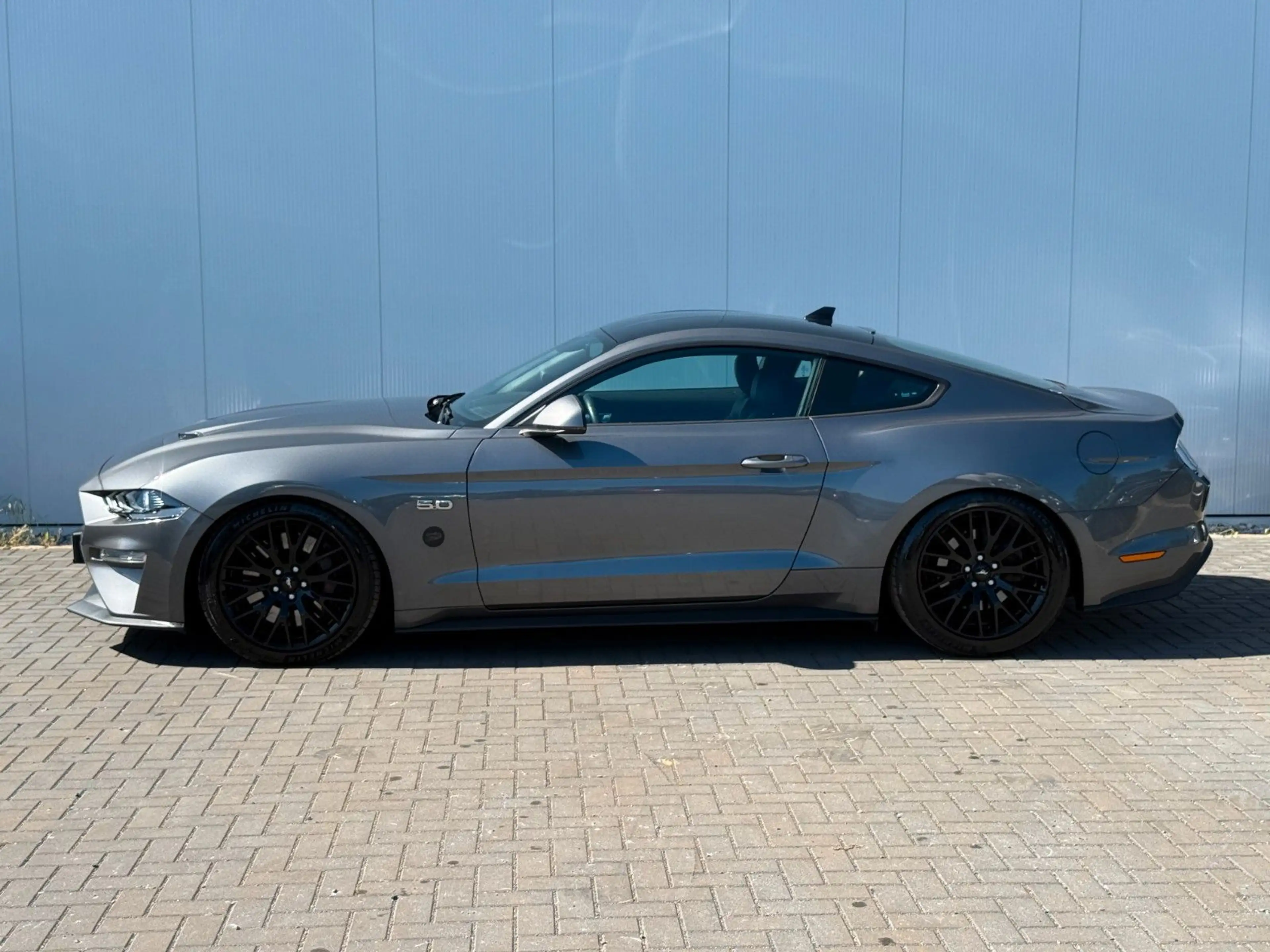 Ford Mustang GT 5.0V8 Fastback KW V3 CARBON 6-GANG — photo 5