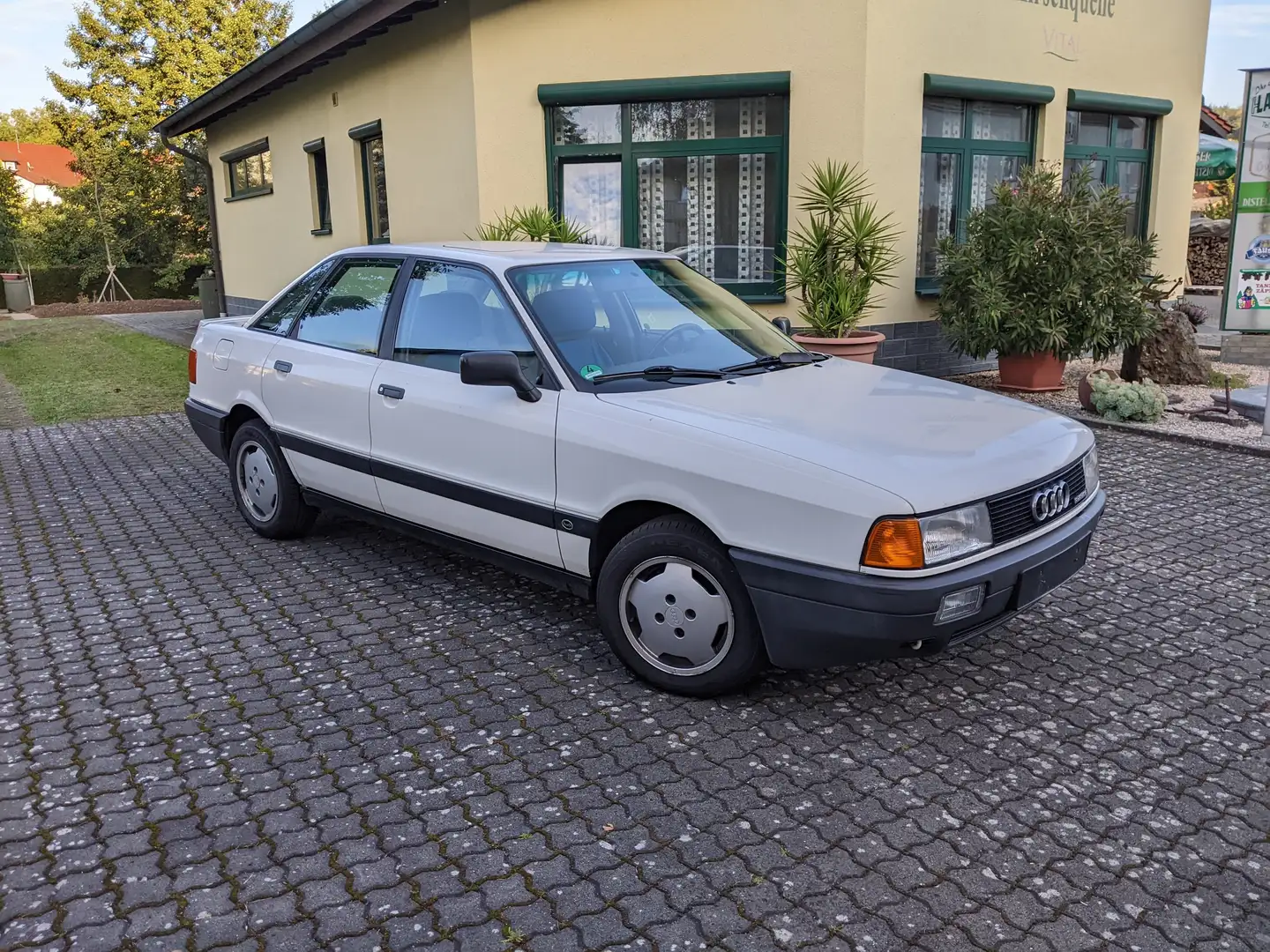 Audi 80 80 2.0 E Wit - 1