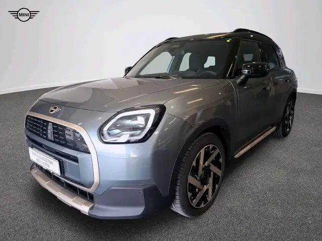 MINI Countryman E Favoured