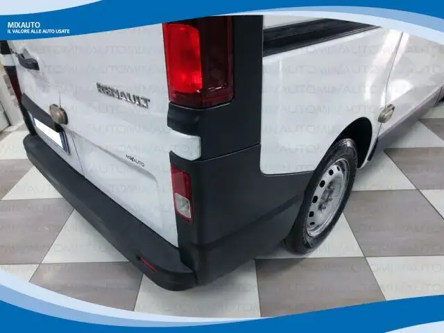 Renault Trafic view 14
