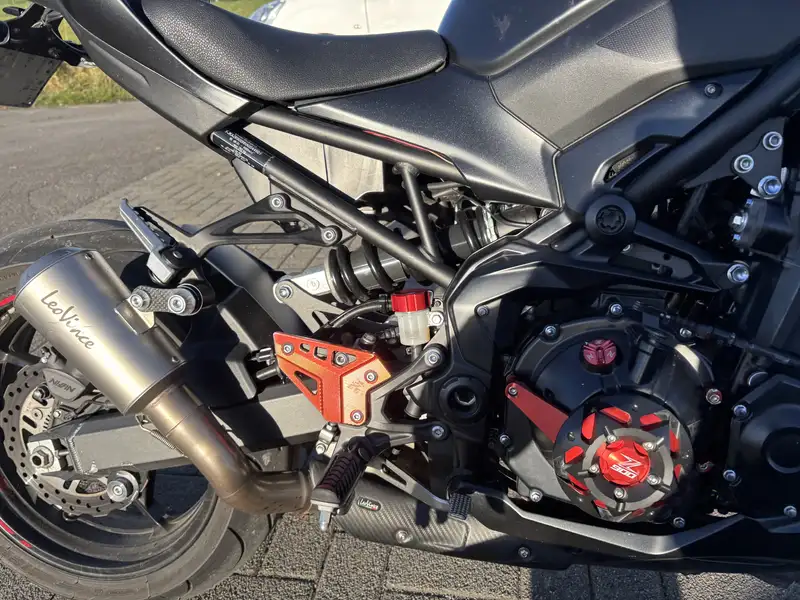 Kawasaki Z 900 - foto 6