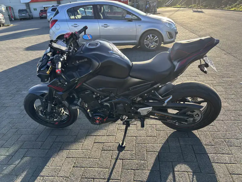 Kawasaki Z 900 - foto 4