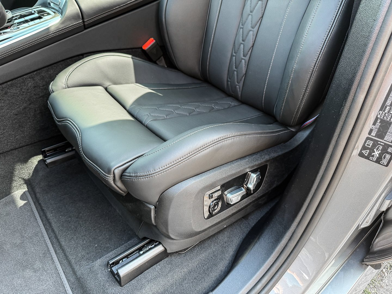 BMW X7 xDrive40i M Sportpaket Pro * 6-Sitzigkeit * Alcant — photo 13