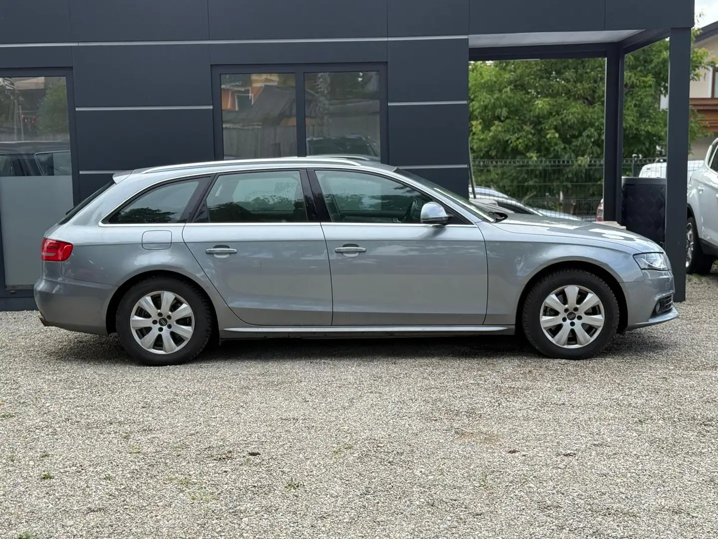 Audi A4 *1 Besitz* Grau - 2
