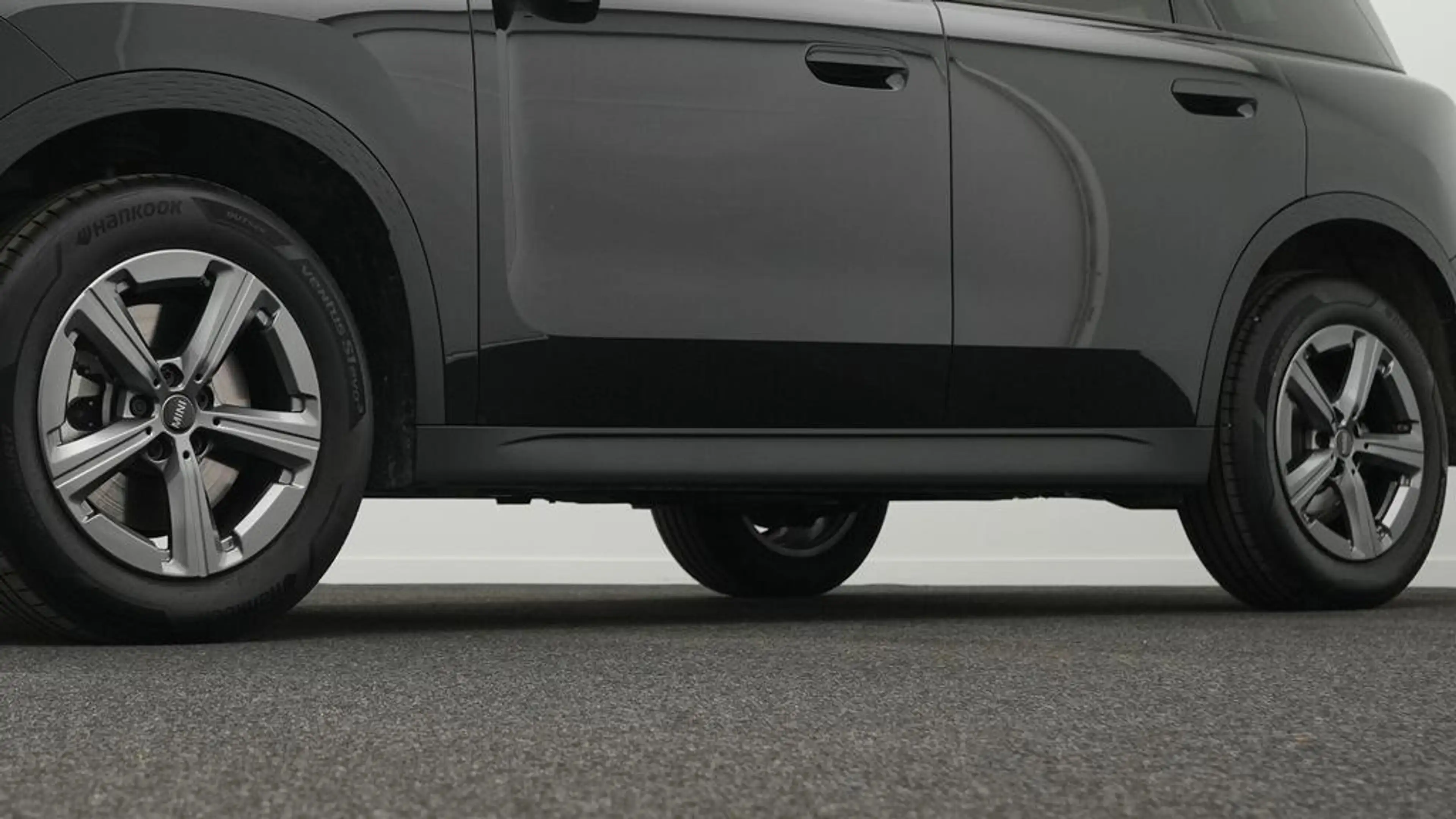 MINI Countryman C Classic Trim — photo 18