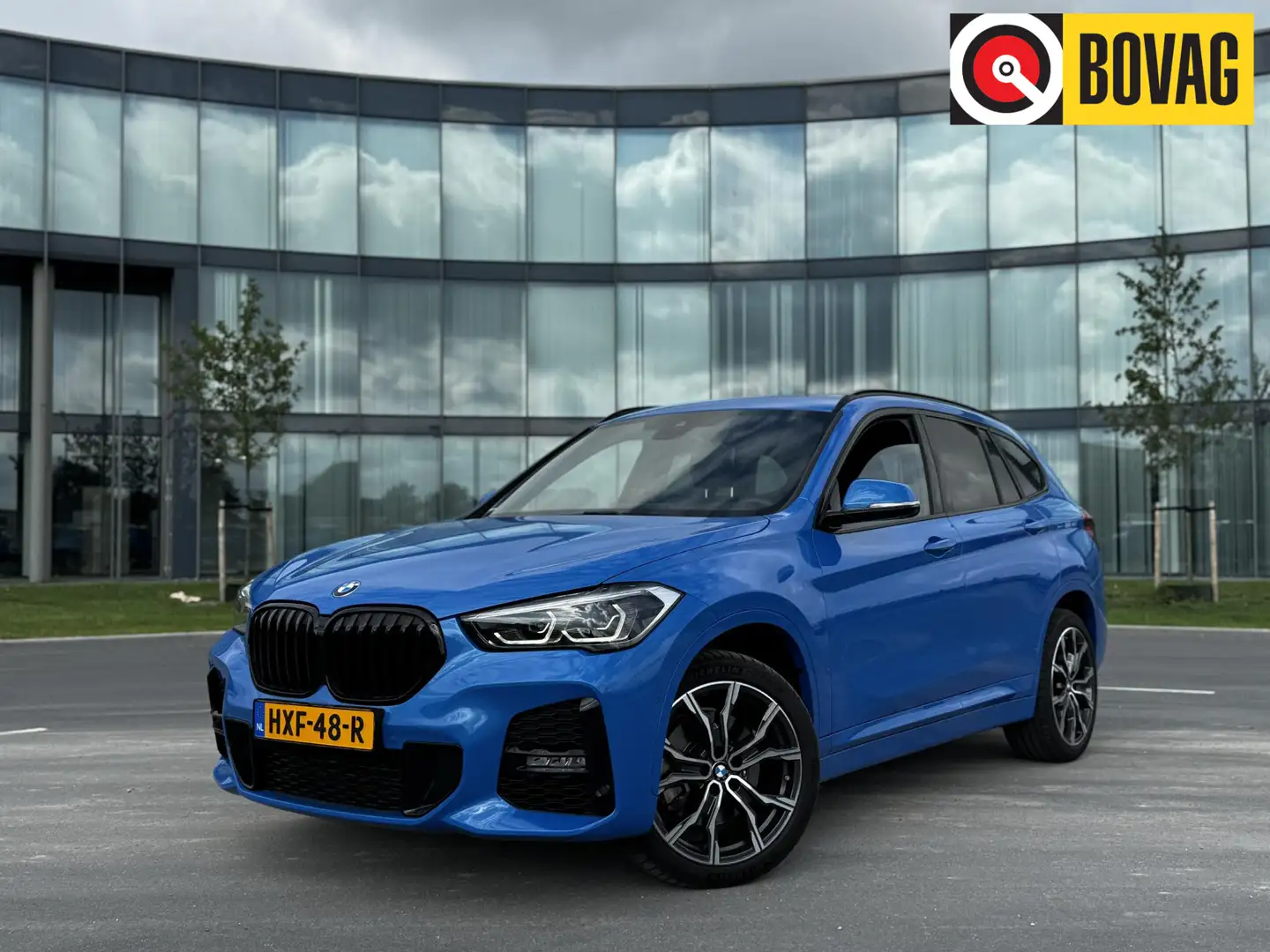 BMW X1 xDrive20i High Executive Blauw - 1