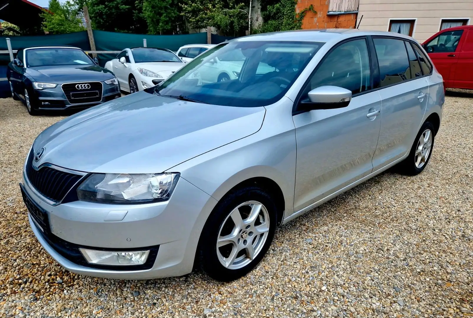 Skoda Rapid/Spaceback 1.6 TDI Spaceback Joy Срібний - 1