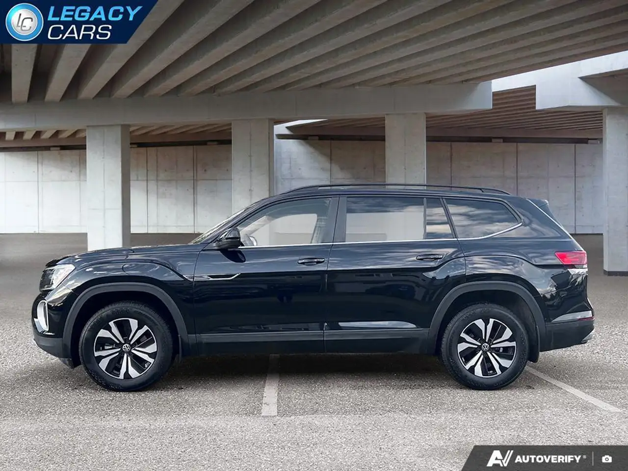 Volkswagen Atlas снимка Volkswagen Atlas