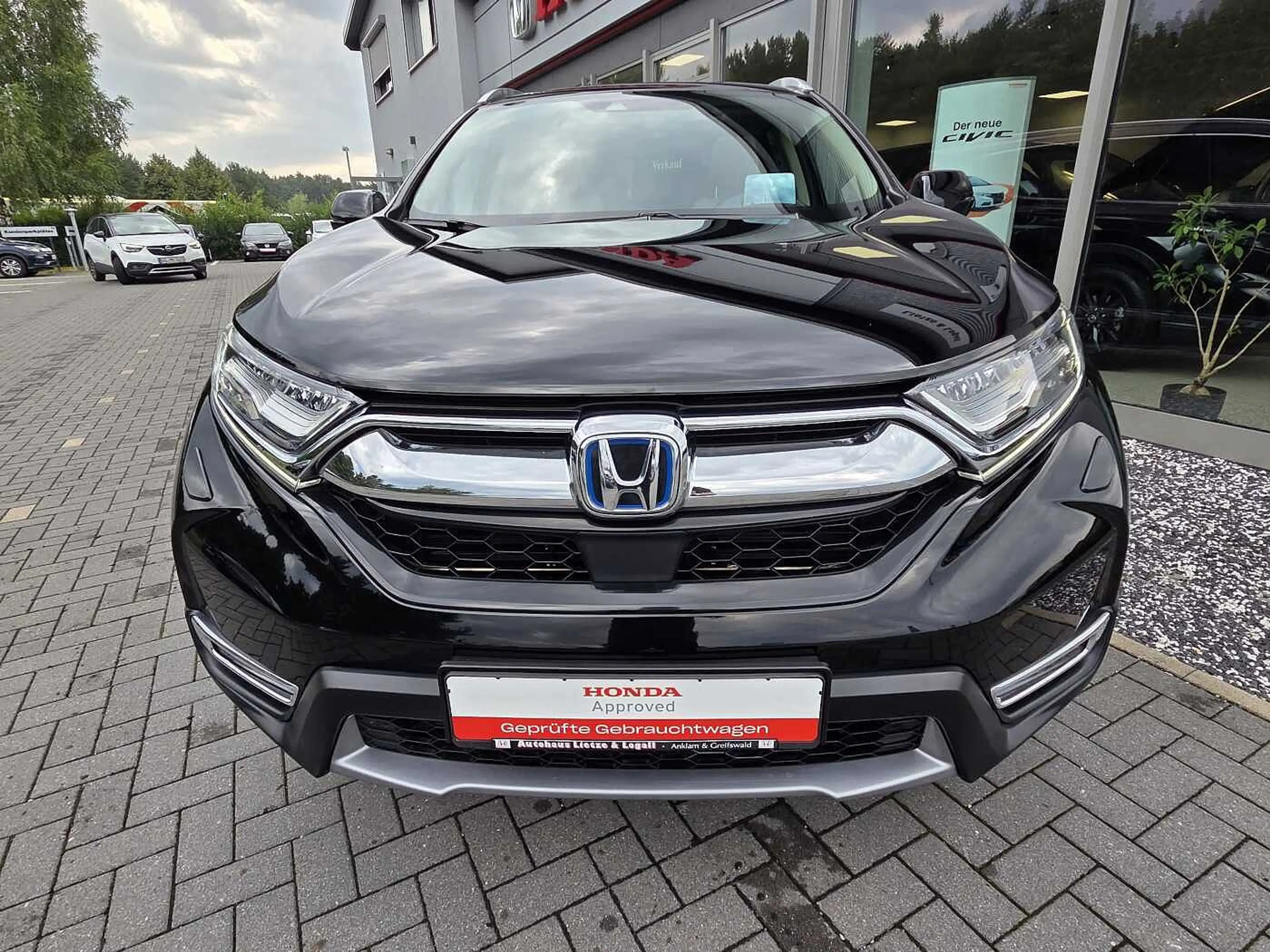 Honda CR-V Hybrid e:HEV 2.0 i-MMD 4WD Executive — photo 3